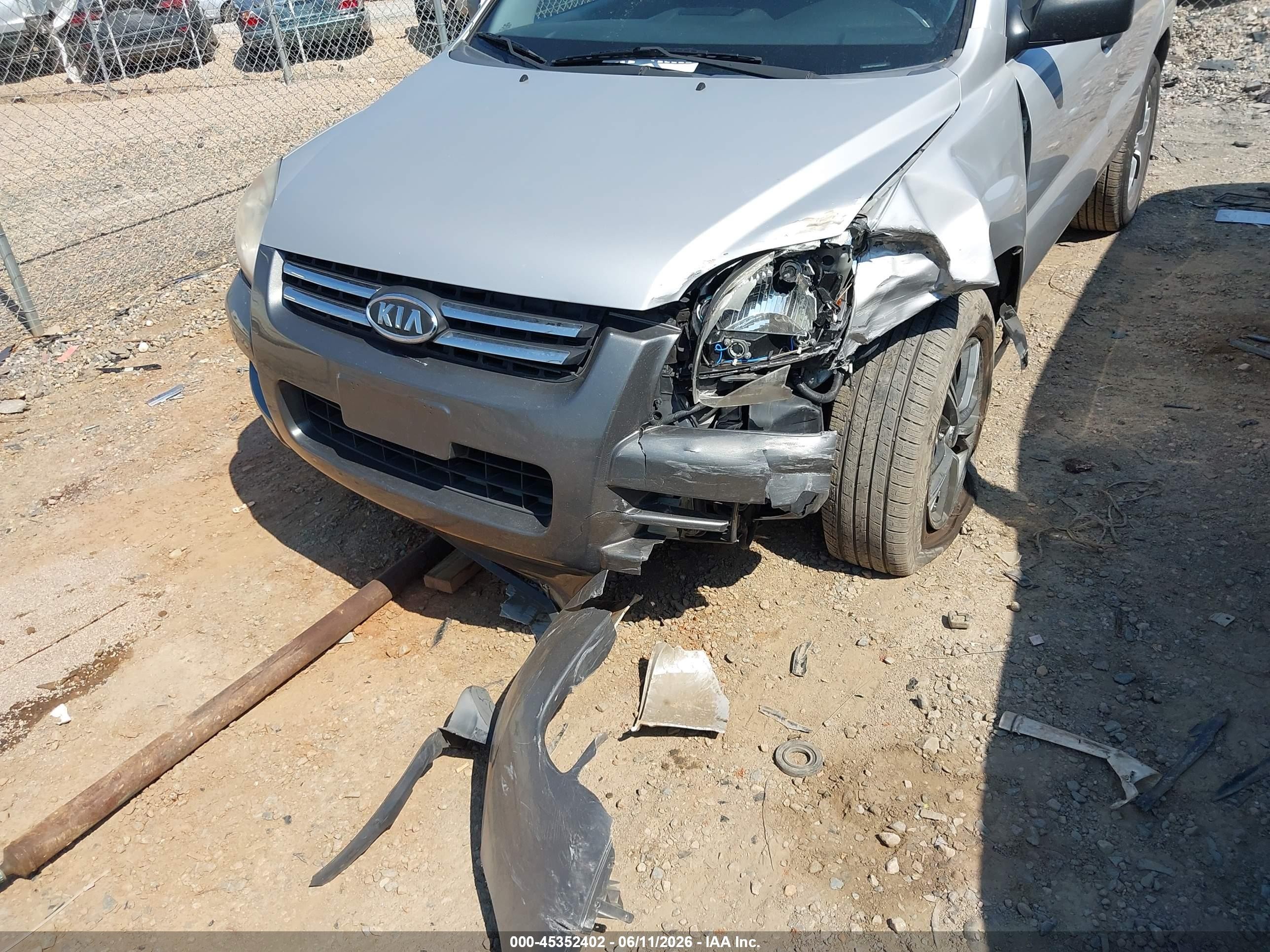 2006 Kia Sportage Lx Silver vin: KNDJF724X67292607