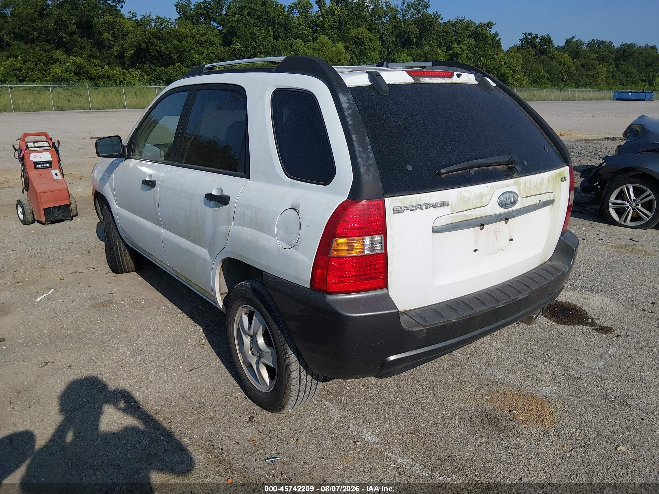 2007 Kia Sportage Lx White vin: KNDJF724X77333013