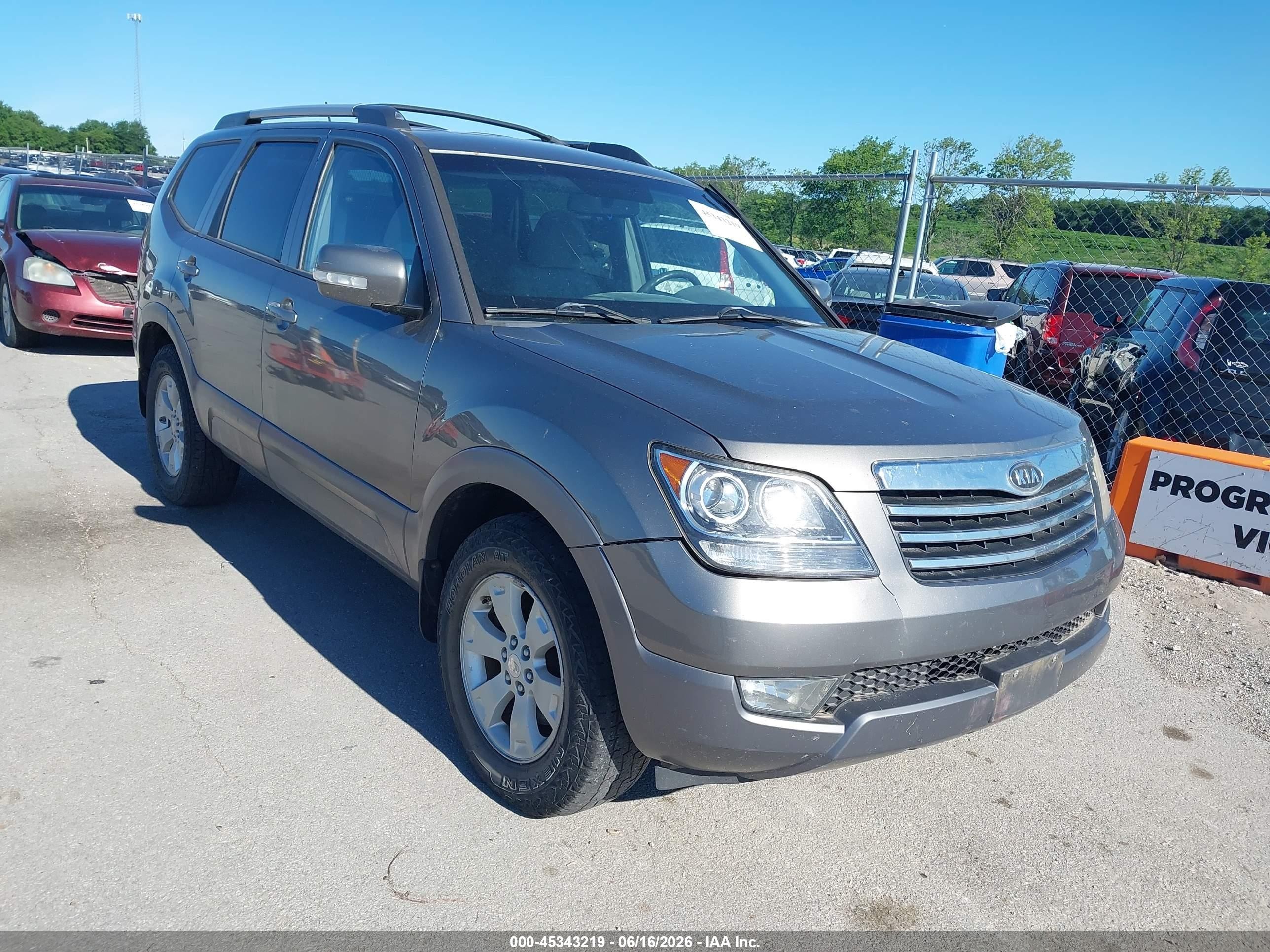 2009 Kia Borrego Ex V6 Серый vin: KNDJH741495015870