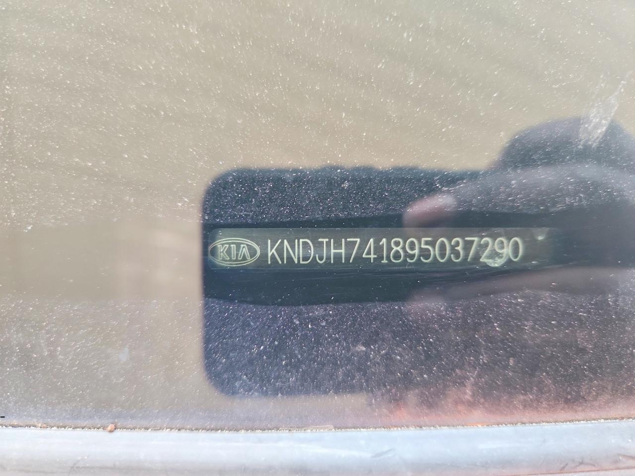 2009 Kia Borrego Lx Черный vin: KNDJH741895037290