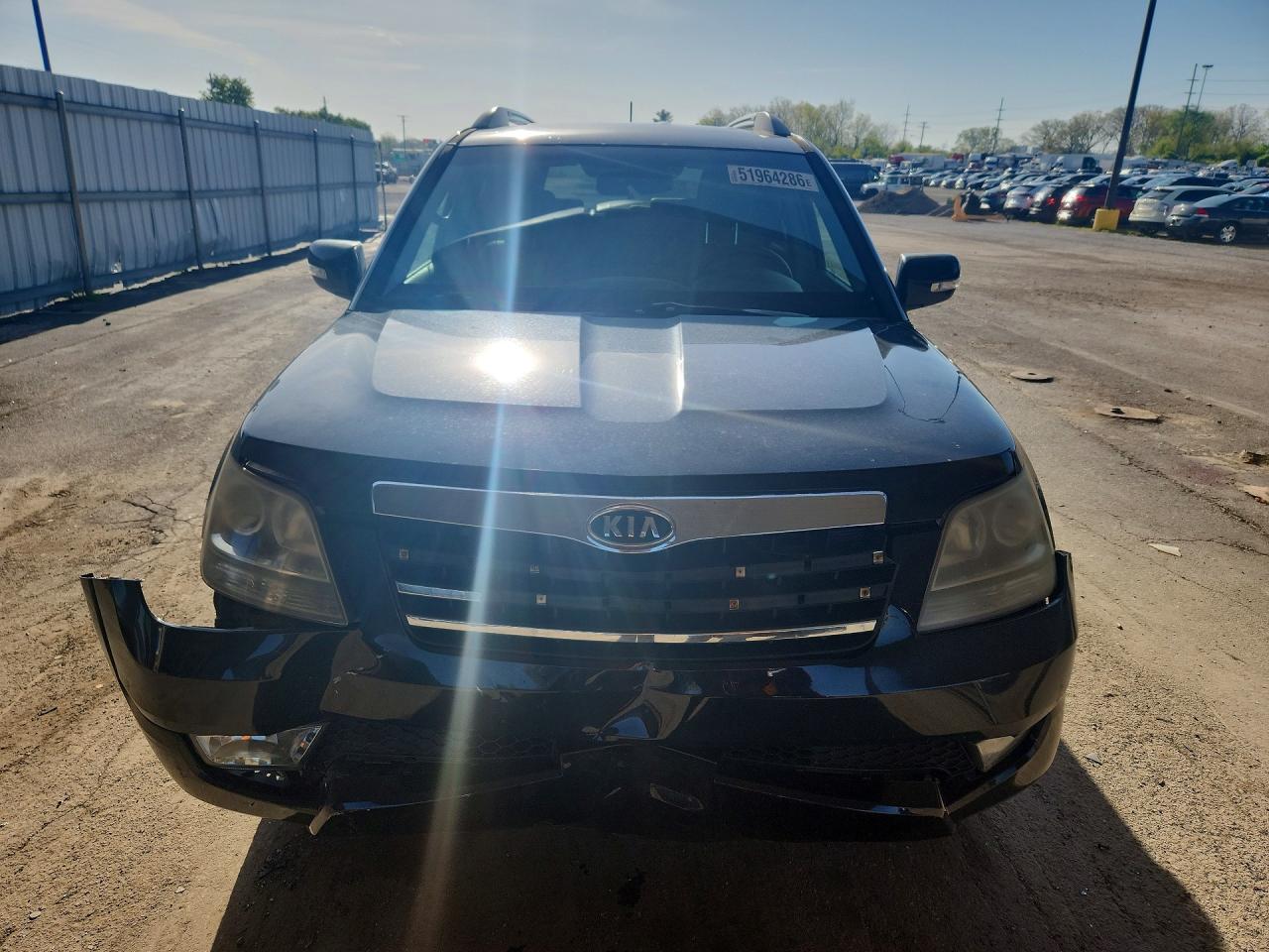 2009 Kia Borrego Lx Черный vin: KNDJH741895037290