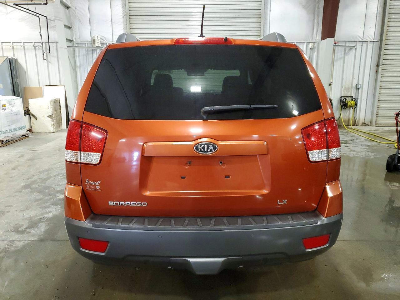 2009 Kia Borrego Lx Оранжевый vin: KNDJH741X95025433