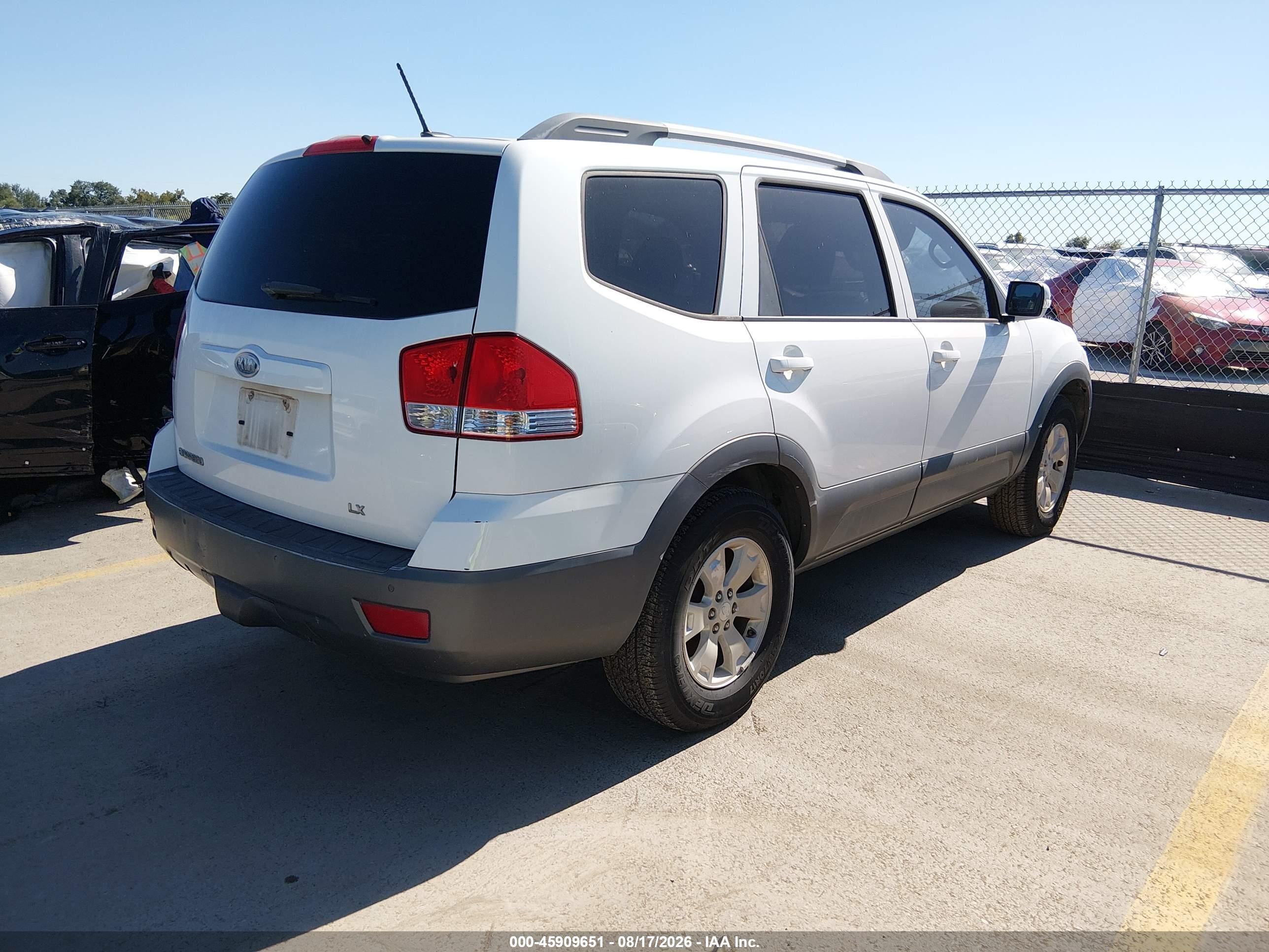 2009 Kia Borrego Lx White vin: KNDJJ741395036729