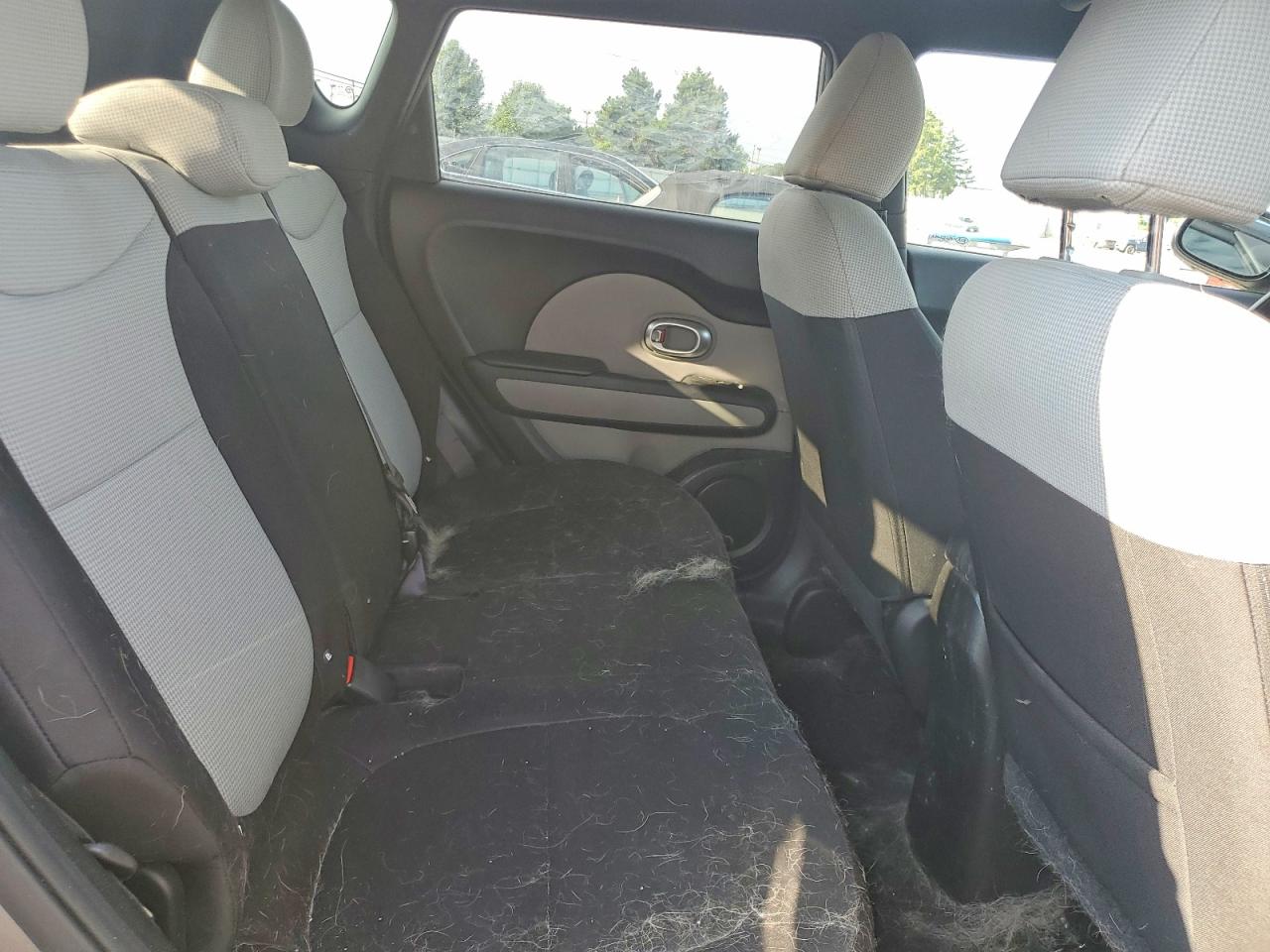 2014 Kia Soul Base Серый vin: KNDJN2A20E7004629