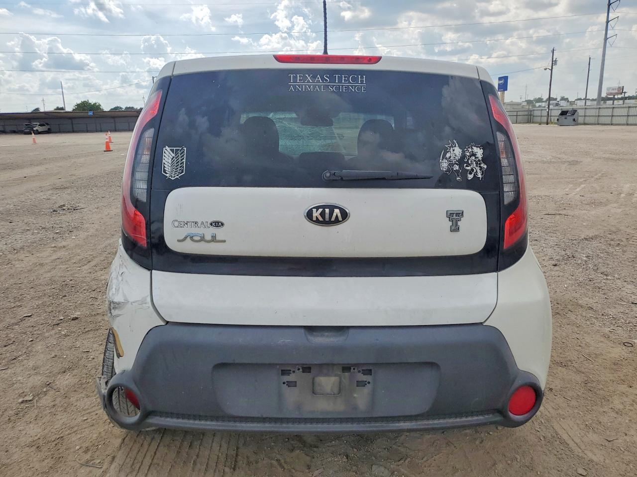 2014 Kia Soul Base White vin: KNDJN2A20E7010673