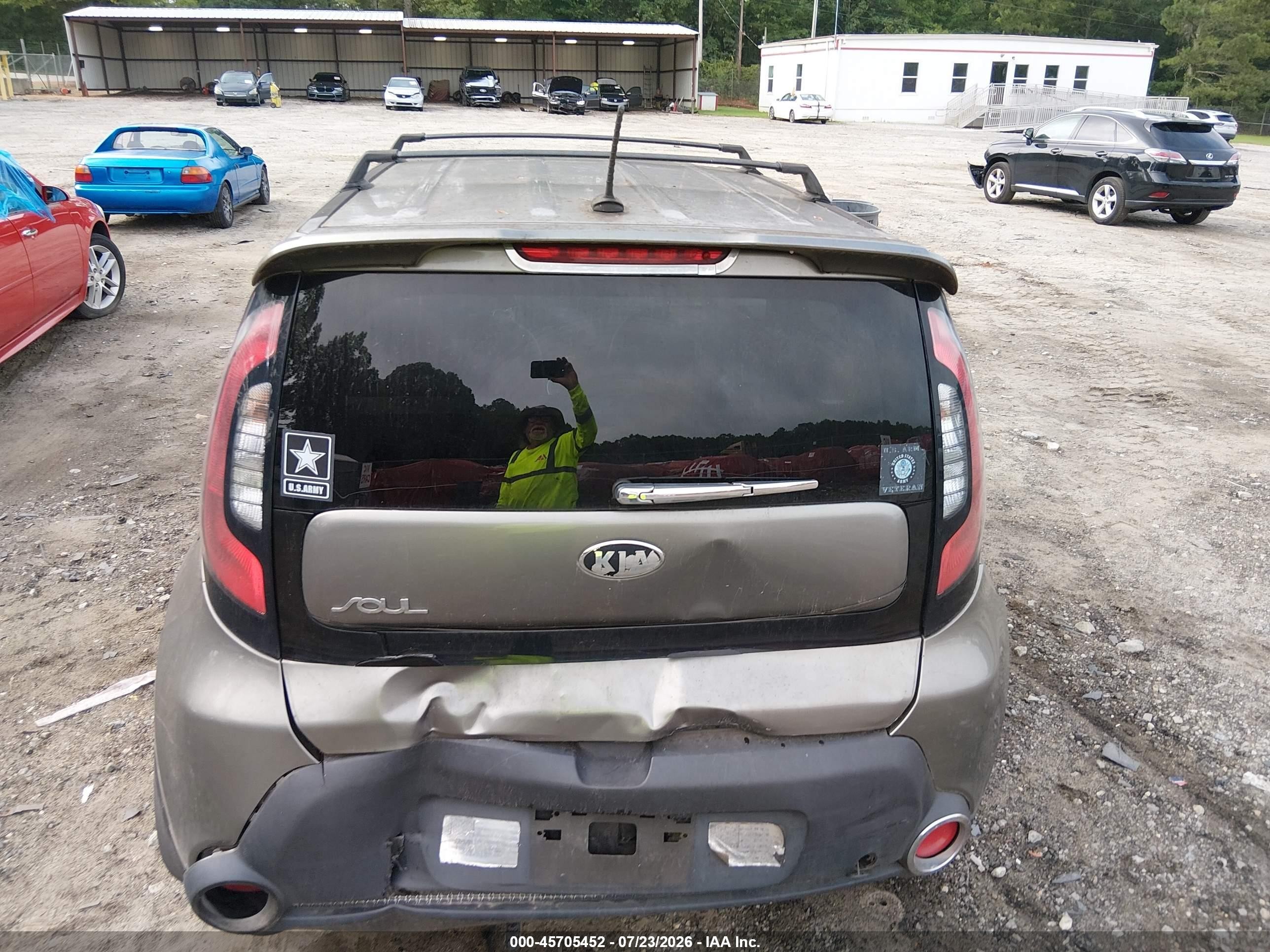2014 Kia Soul   Gray vin: KNDJN2A20E7071795