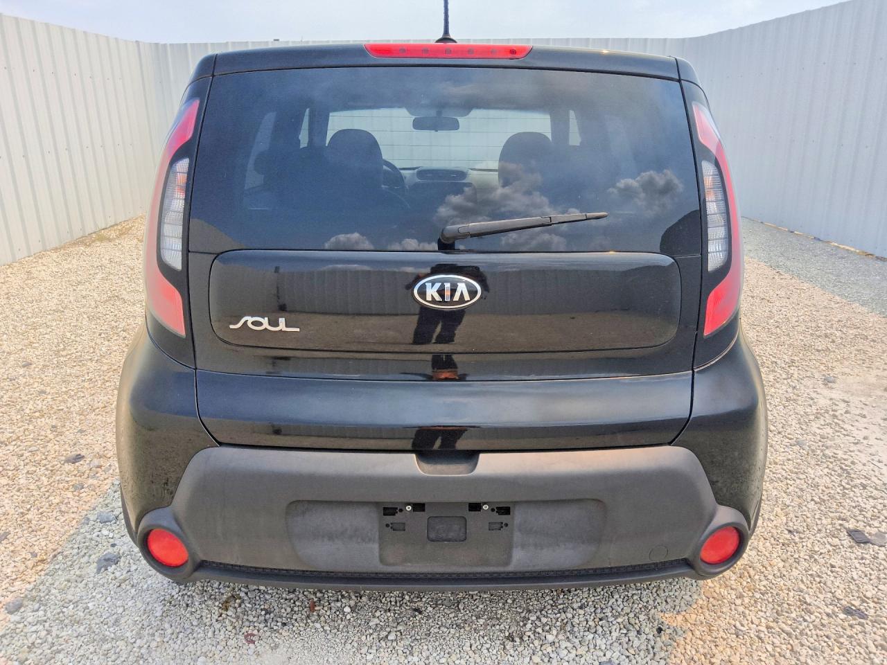 2014 Kia Soul Base Черный vin: KNDJN2A20E7717904
