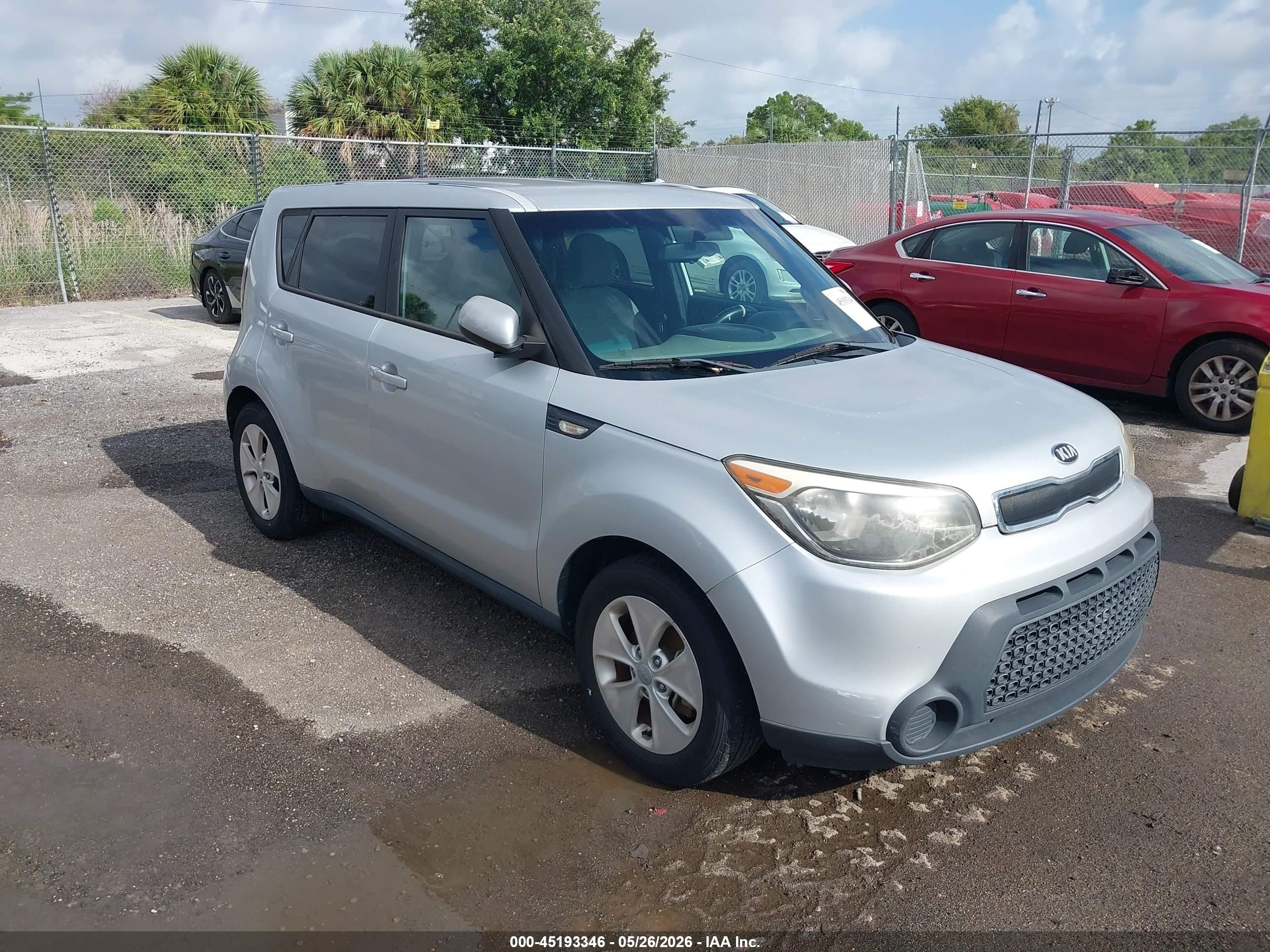 2014 Kia Soul   Silver vin: KNDJN2A20E7721922