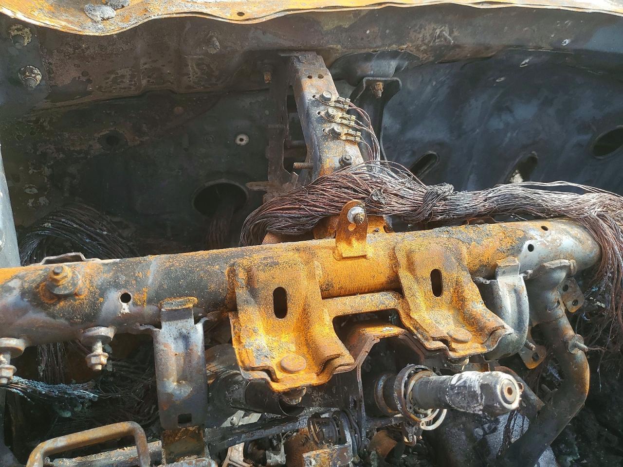 2015 Kia Soul Base Burn vin: KNDJN2A20F7111794