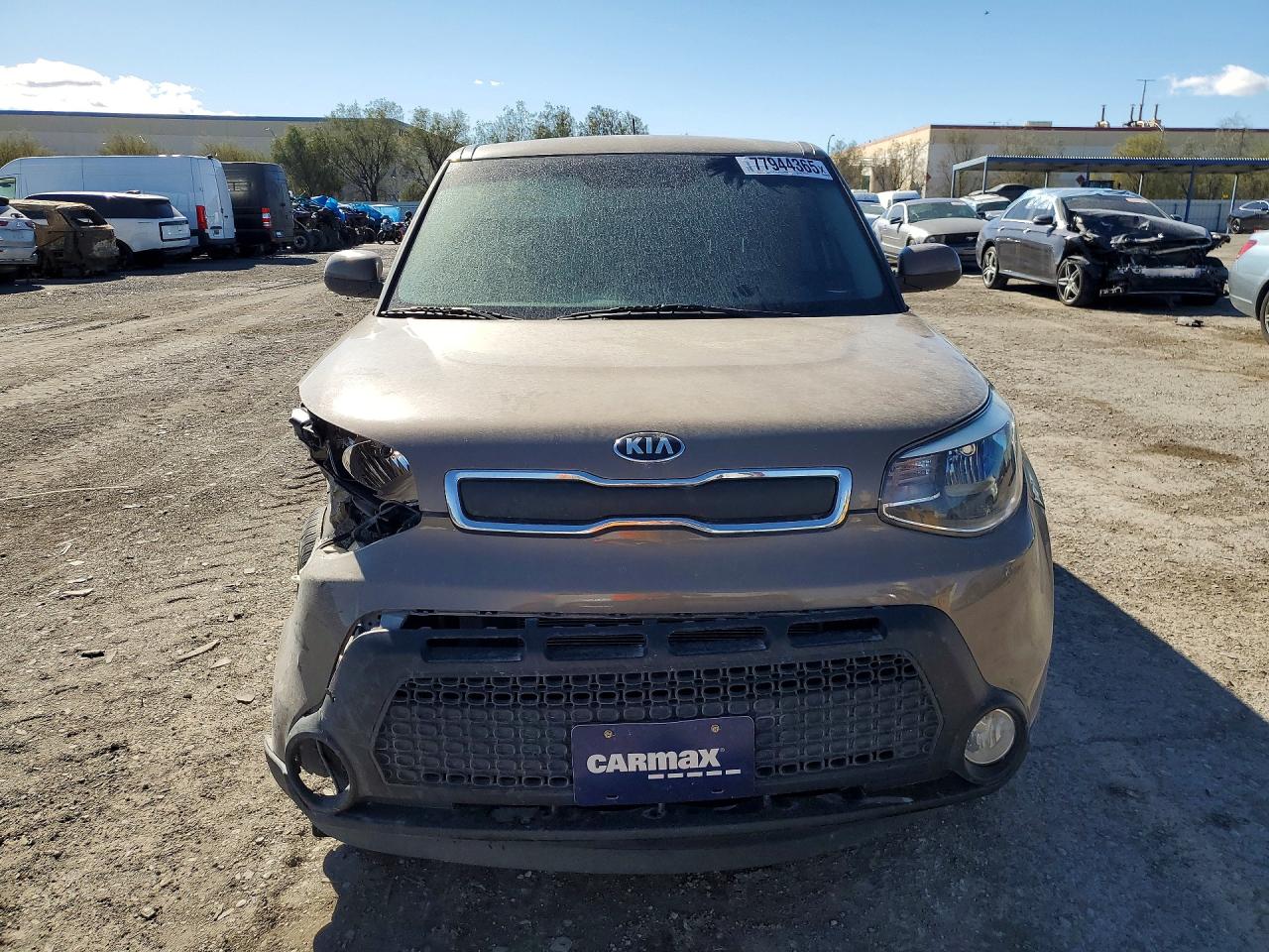 2015 Kia Soul Коричневый vin: KNDJN2A20F7115585