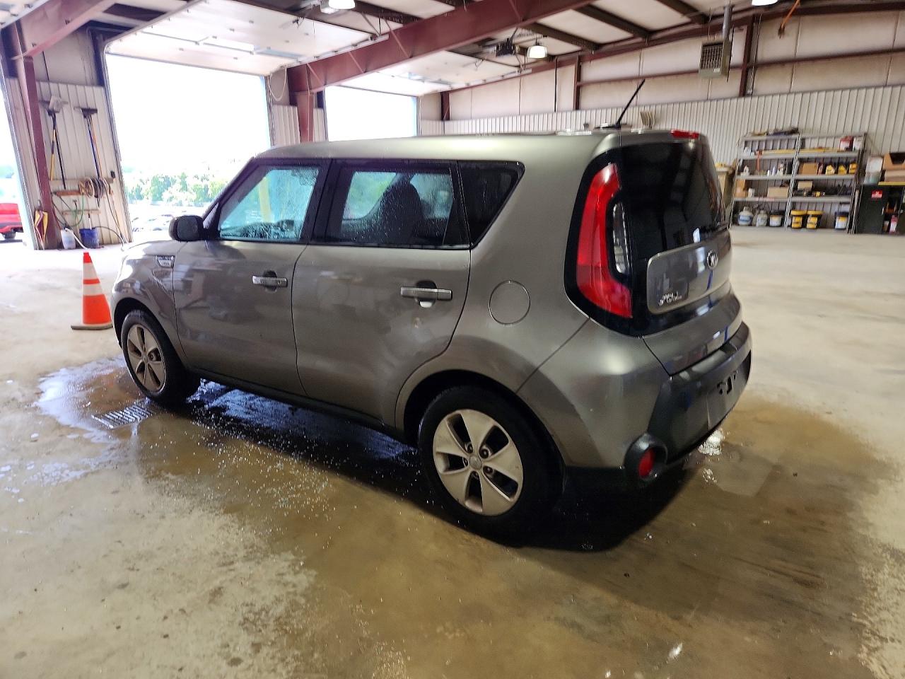 2015 Kia Soul Base Beige vin: KNDJN2A20F7126599
