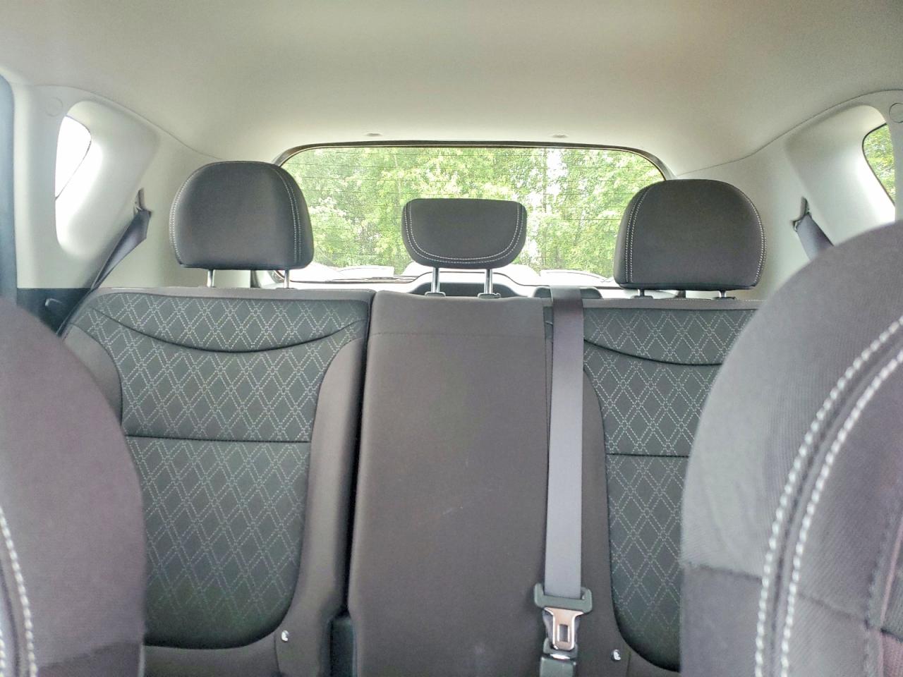 2015 Kia Soul Base Silver vin: KNDJN2A20F7186950