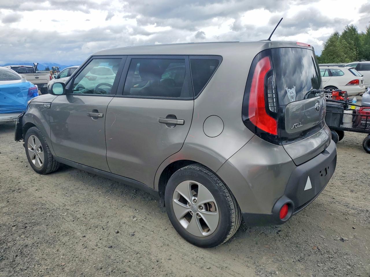2015 Kia Soul Base Silver vin: KNDJN2A20F7186950