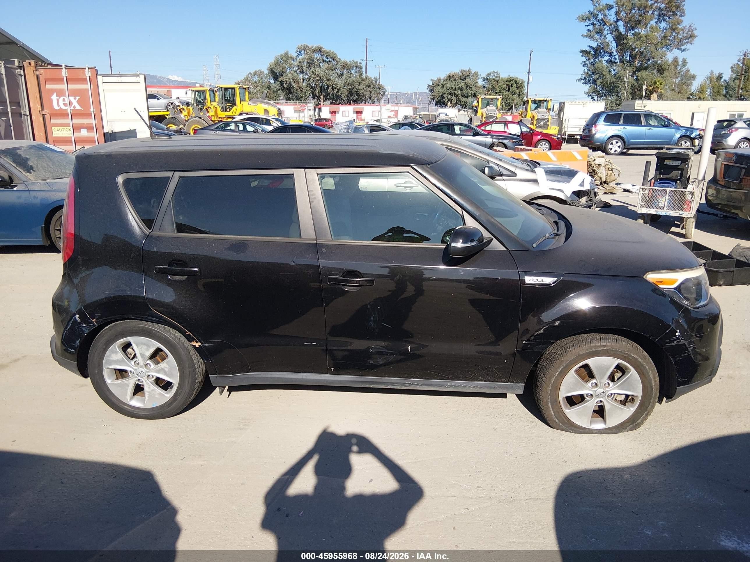 2015 Kia Soul   Black vin: KNDJN2A20F7194546