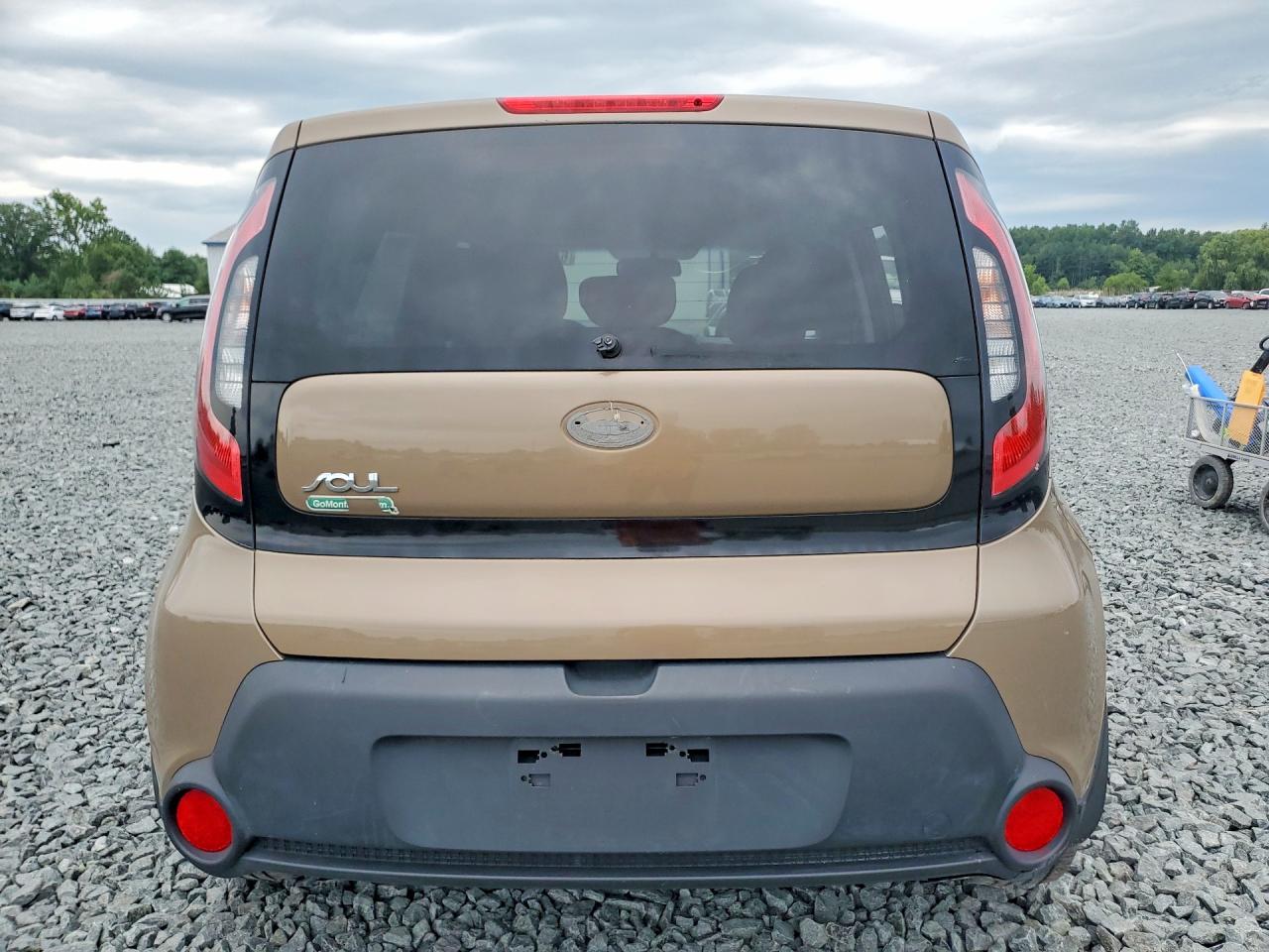2015 Kia Soul Base Tan vin: KNDJN2A20F7202175