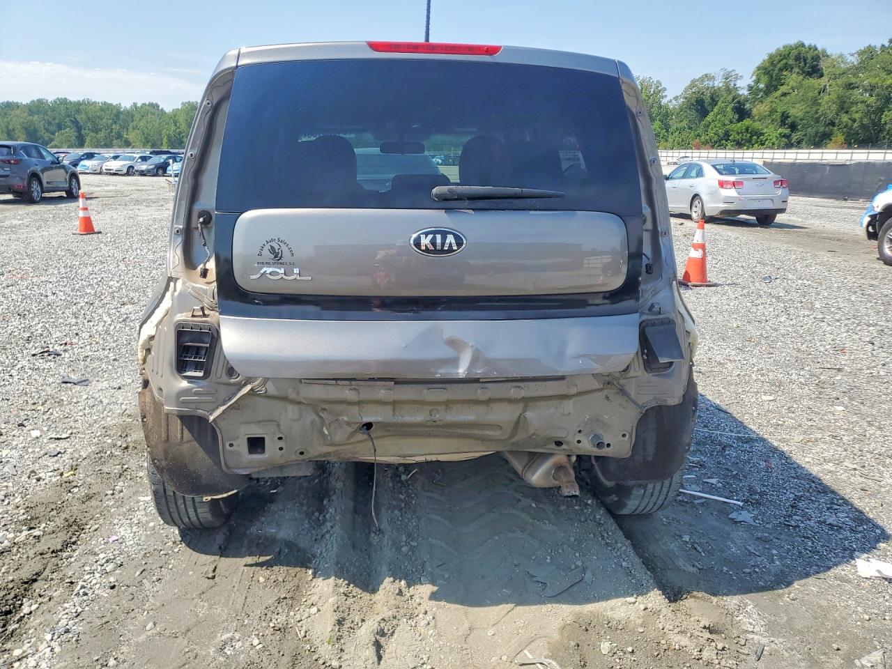 2015 Kia Soul Base Gray vin: KNDJN2A20F7227156