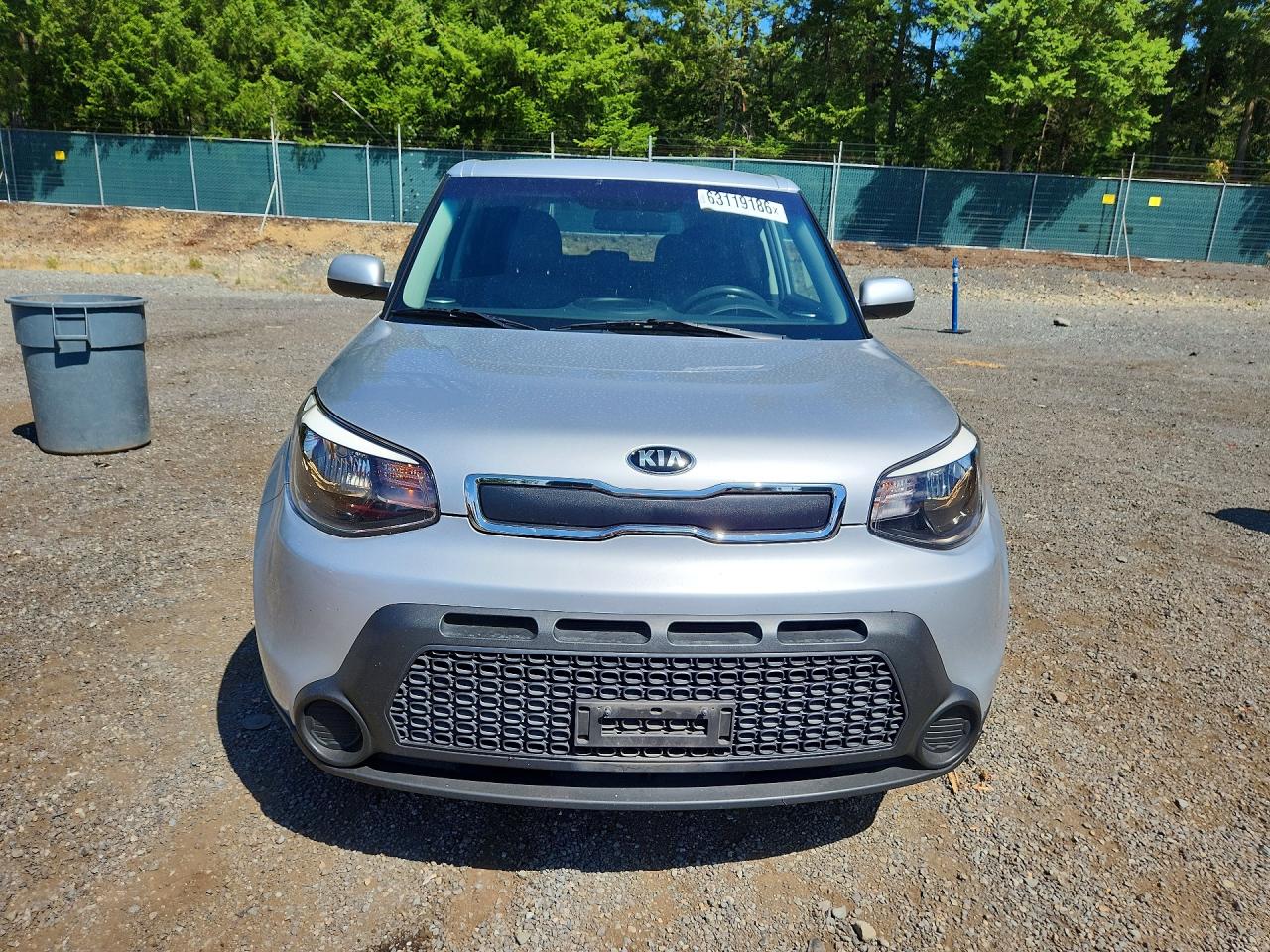 2015 Kia Soul Base Silver vin: KNDJN2A20F7749995