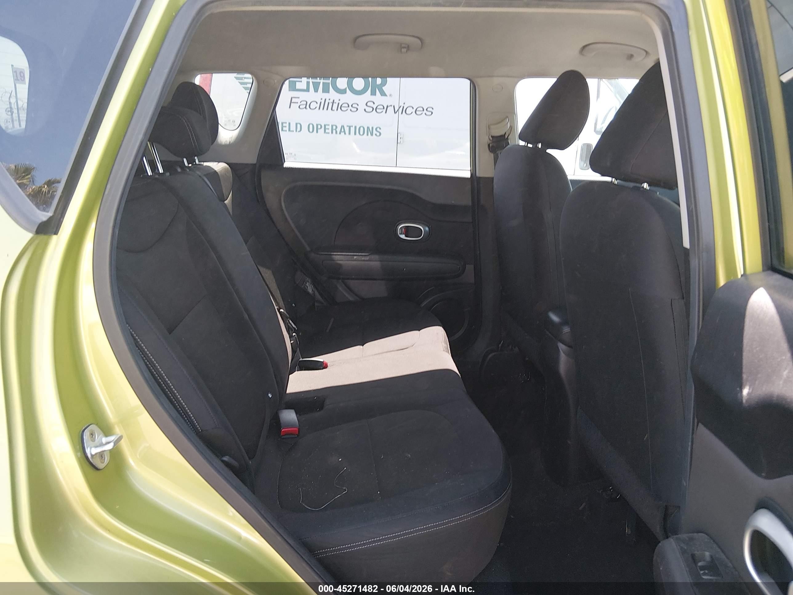 2015 Kia Soul   Зеленый vin: KNDJN2A20F7766781