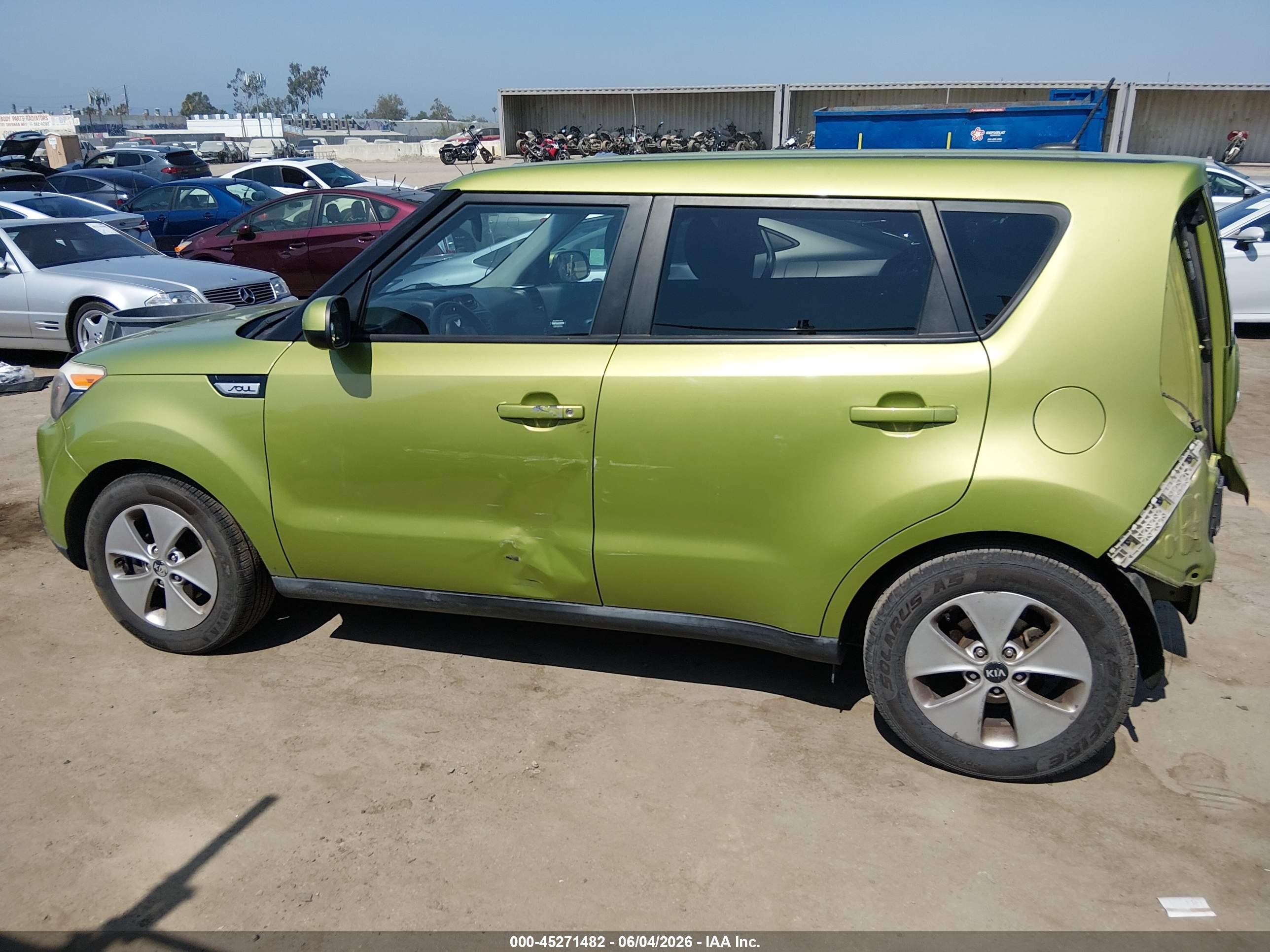2015 Kia Soul   Зеленый vin: KNDJN2A20F7766781