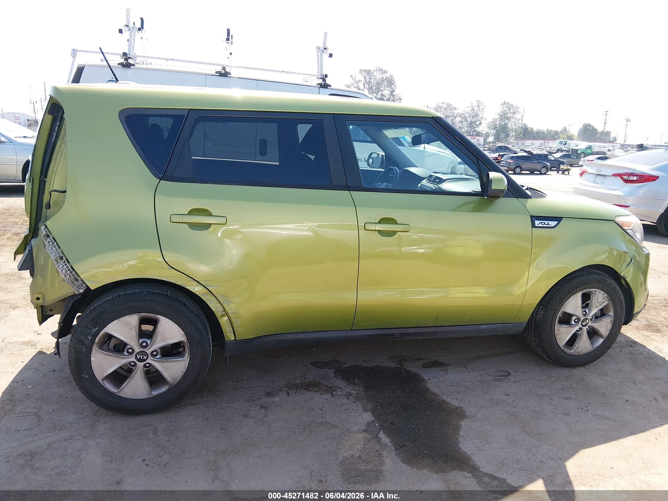 2015 Kia Soul   Зеленый vin: KNDJN2A20F7766781