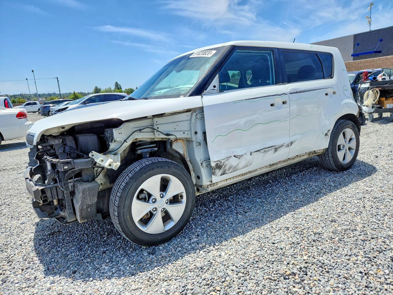 2015 Kia Soul Base White vin: KNDJN2A20F7789686