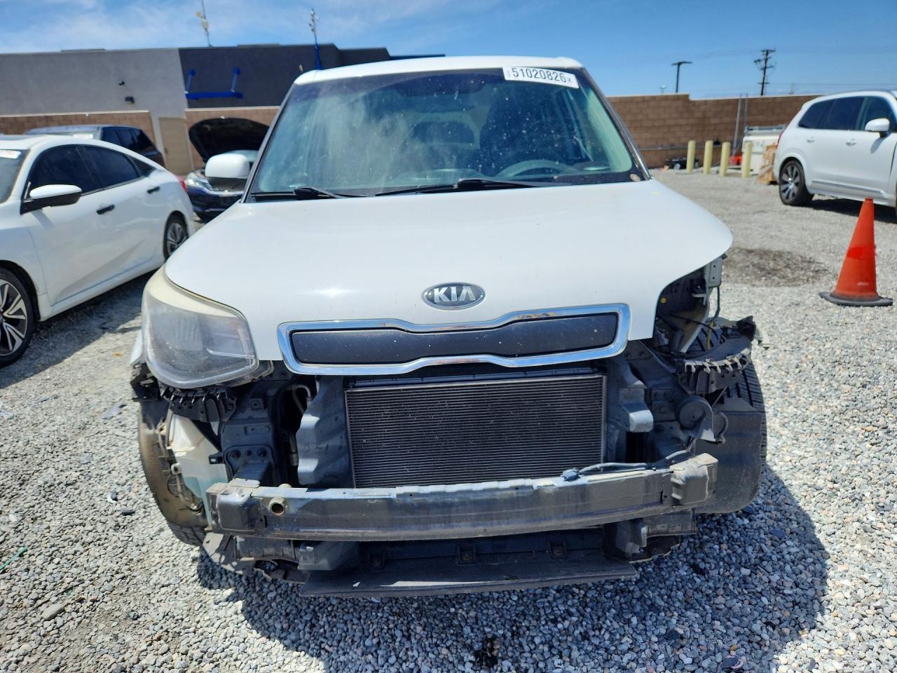 2015 Kia Soul Base White vin: KNDJN2A20F7789686