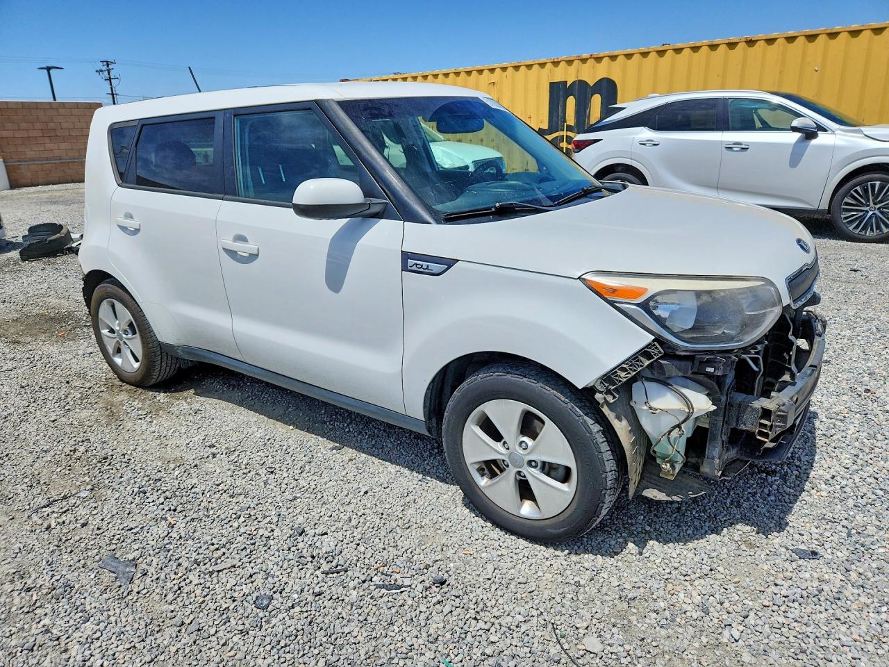 2015 Kia Soul Base White vin: KNDJN2A20F7789686