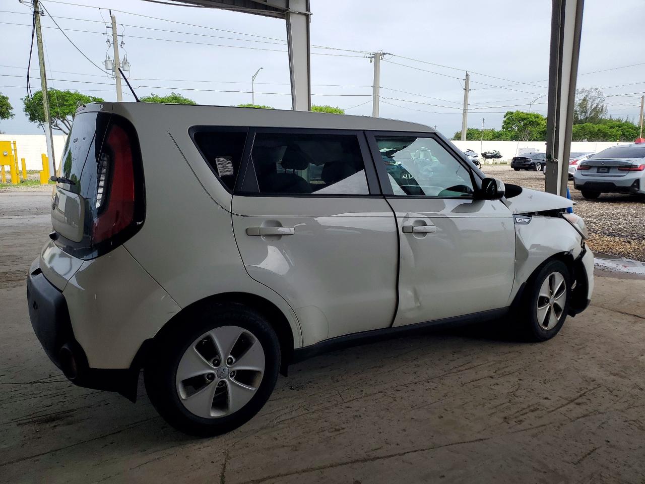 2016 Kia Soul Base White vin: KNDJN2A20G7377530