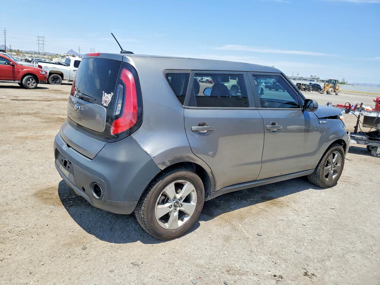 2017 Kia Soul Base Gray vin: KNDJN2A20H7430342