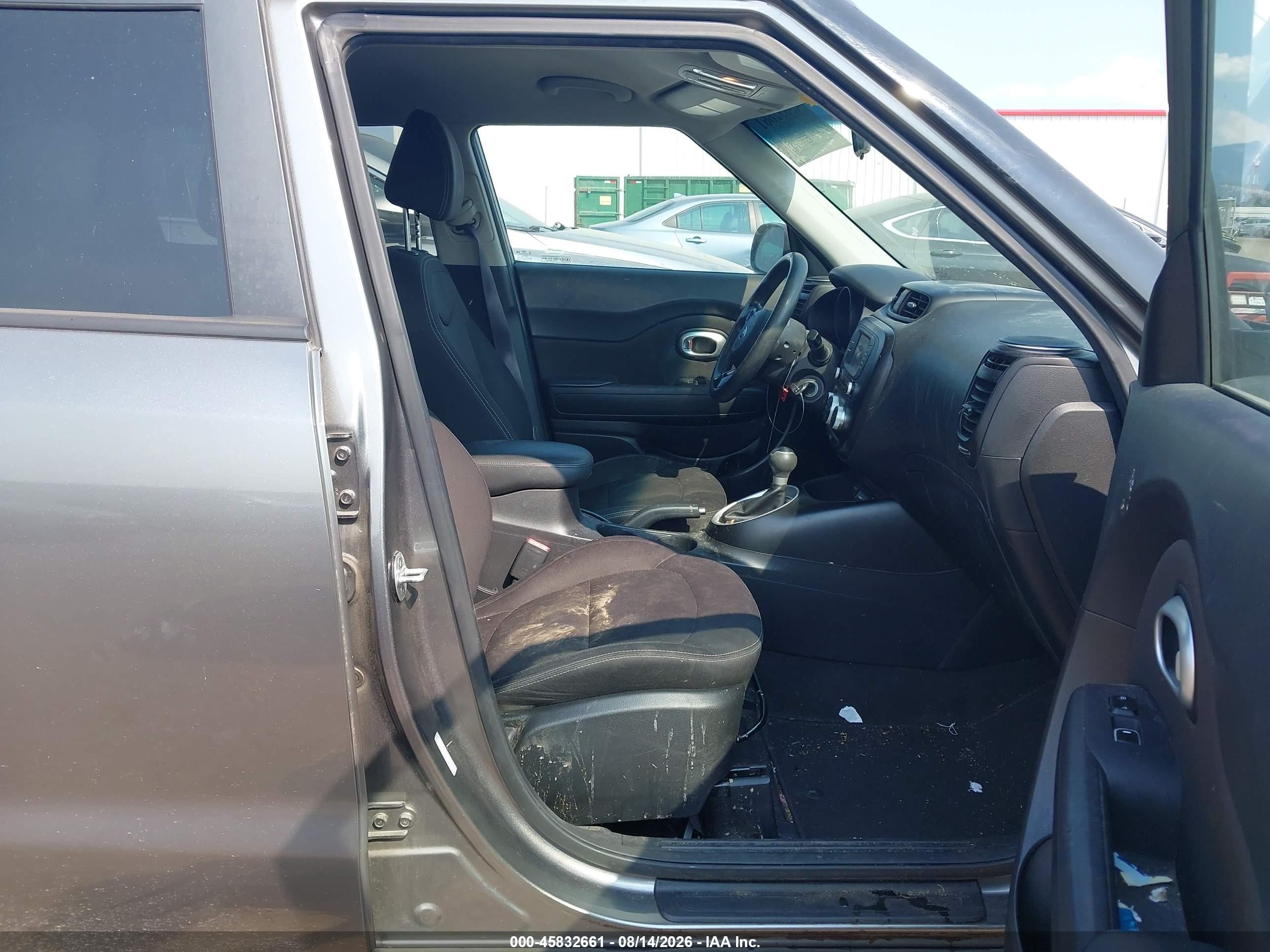 2019 Kia Soul Gray vin: KNDJN2A20K7666982