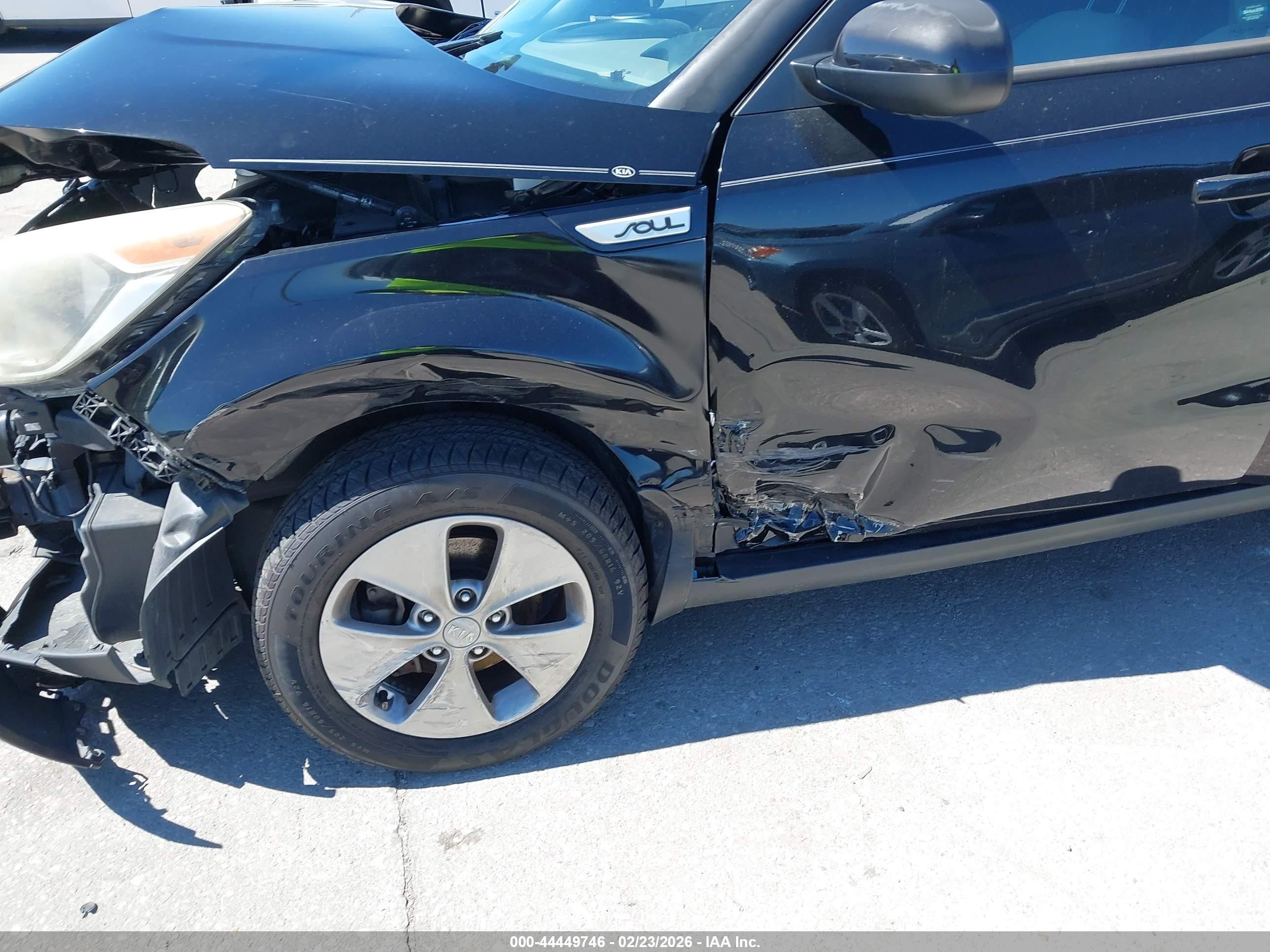 2015 Kia Soul   Black vin: KNDJN2A21F7111996
