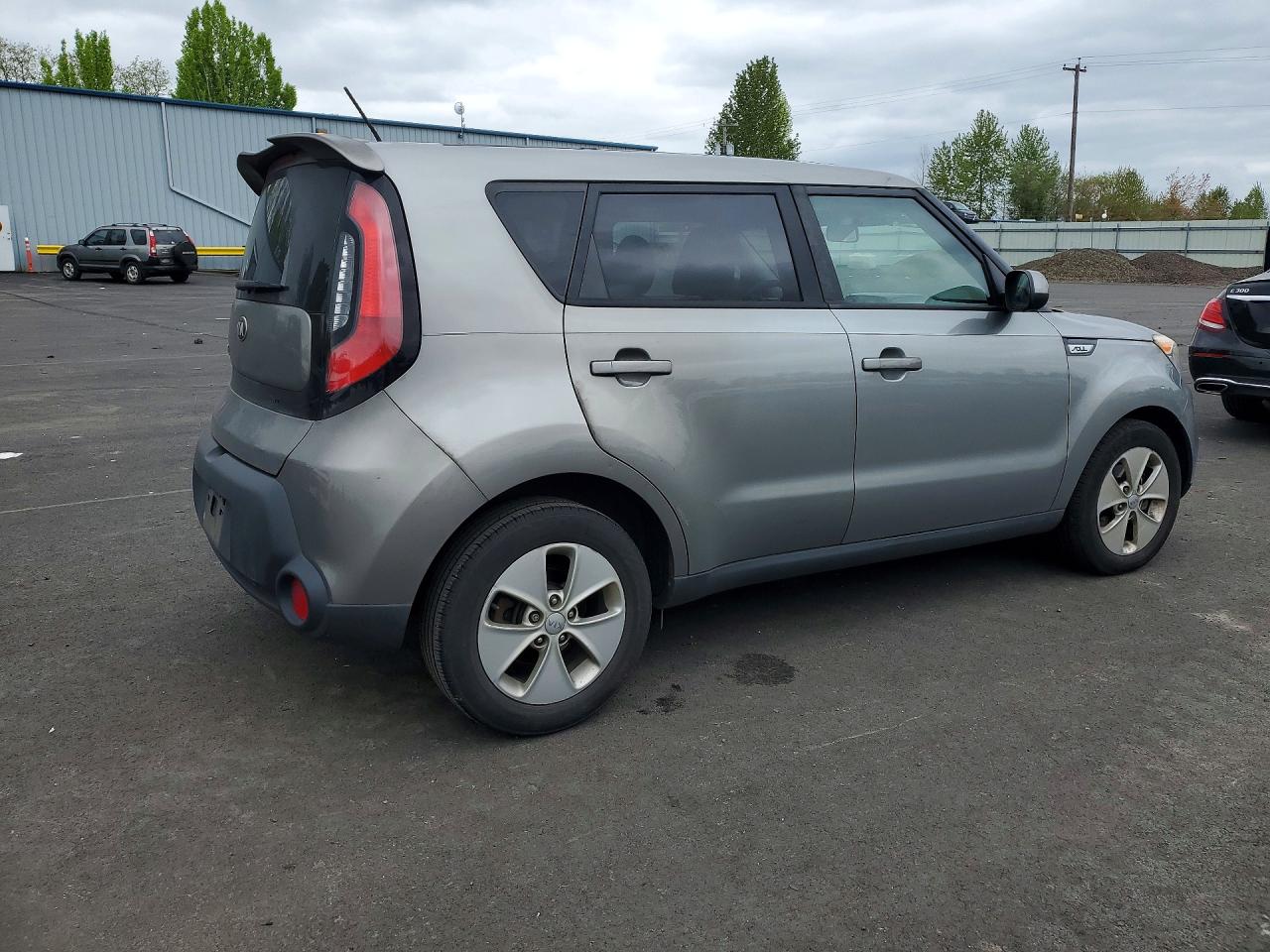 2015 Kia Soul Base Gray vin: KNDJN2A21F7117958