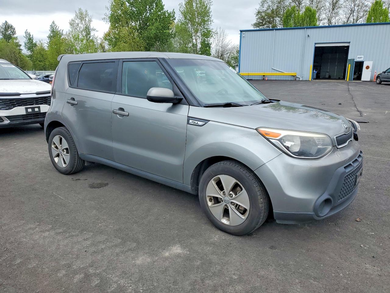 2015 Kia Soul Base Gray vin: KNDJN2A21F7117958
