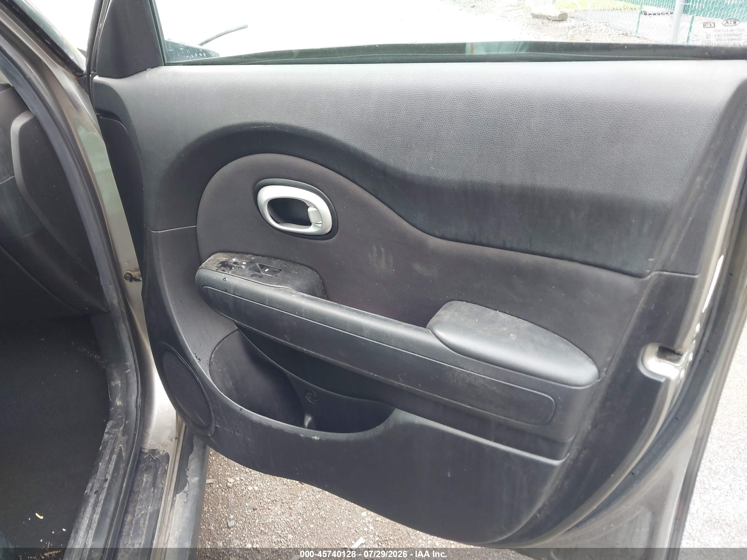2015 Kia Soul   Gray vin: KNDJN2A21F7119189