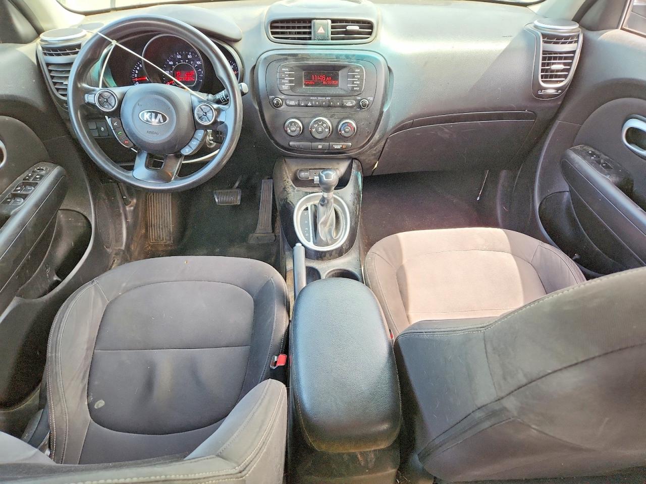 2015 Kia Soul Base Silver vin: KNDJN2A21F7123890