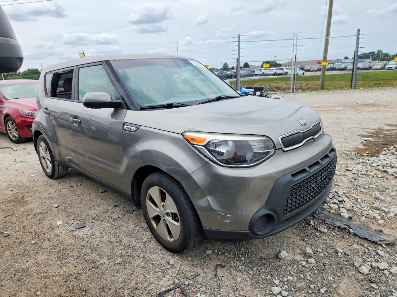 2015 Kia Soul Base Серебряный vin: KNDJN2A21F7137286