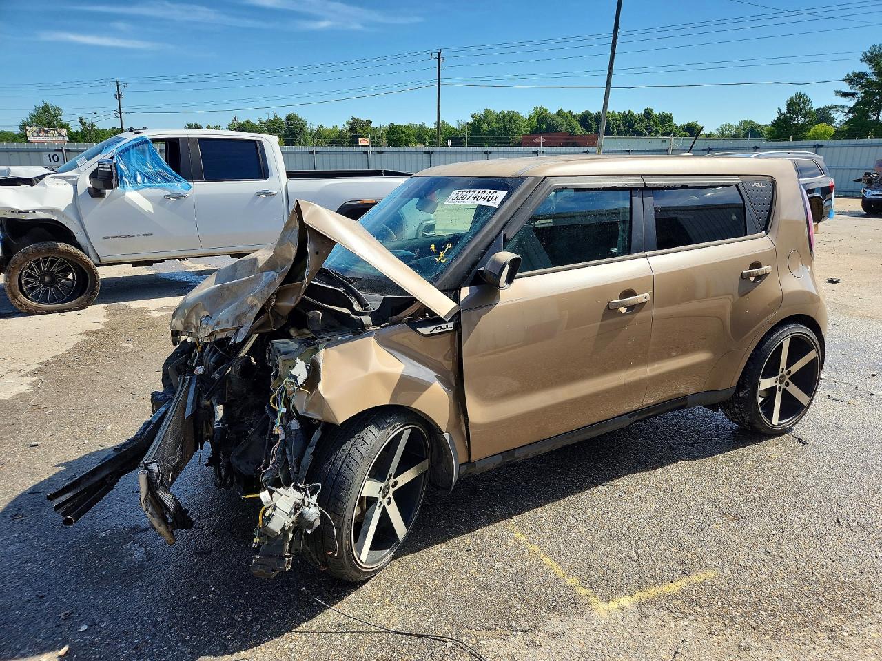 2015 Kia Soul Base Brown vin: KNDJN2A21F7164469