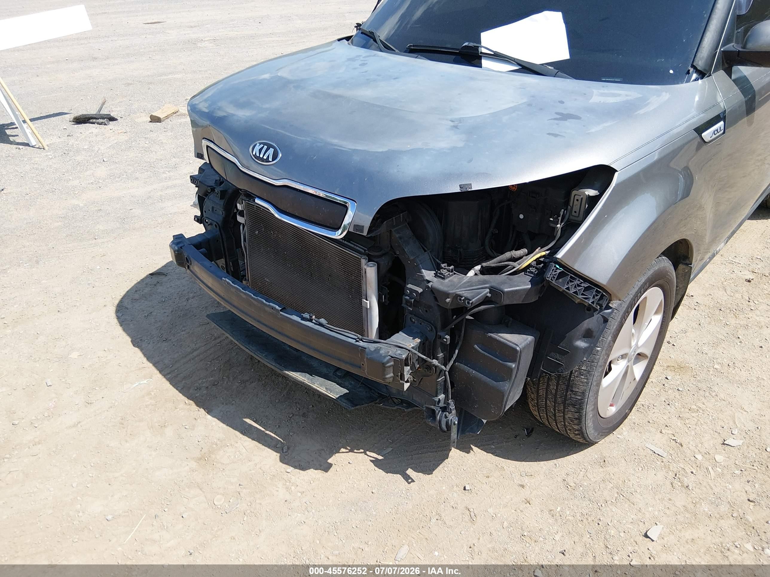 2015 Kia Soul   Gray vin: KNDJN2A21F7168036