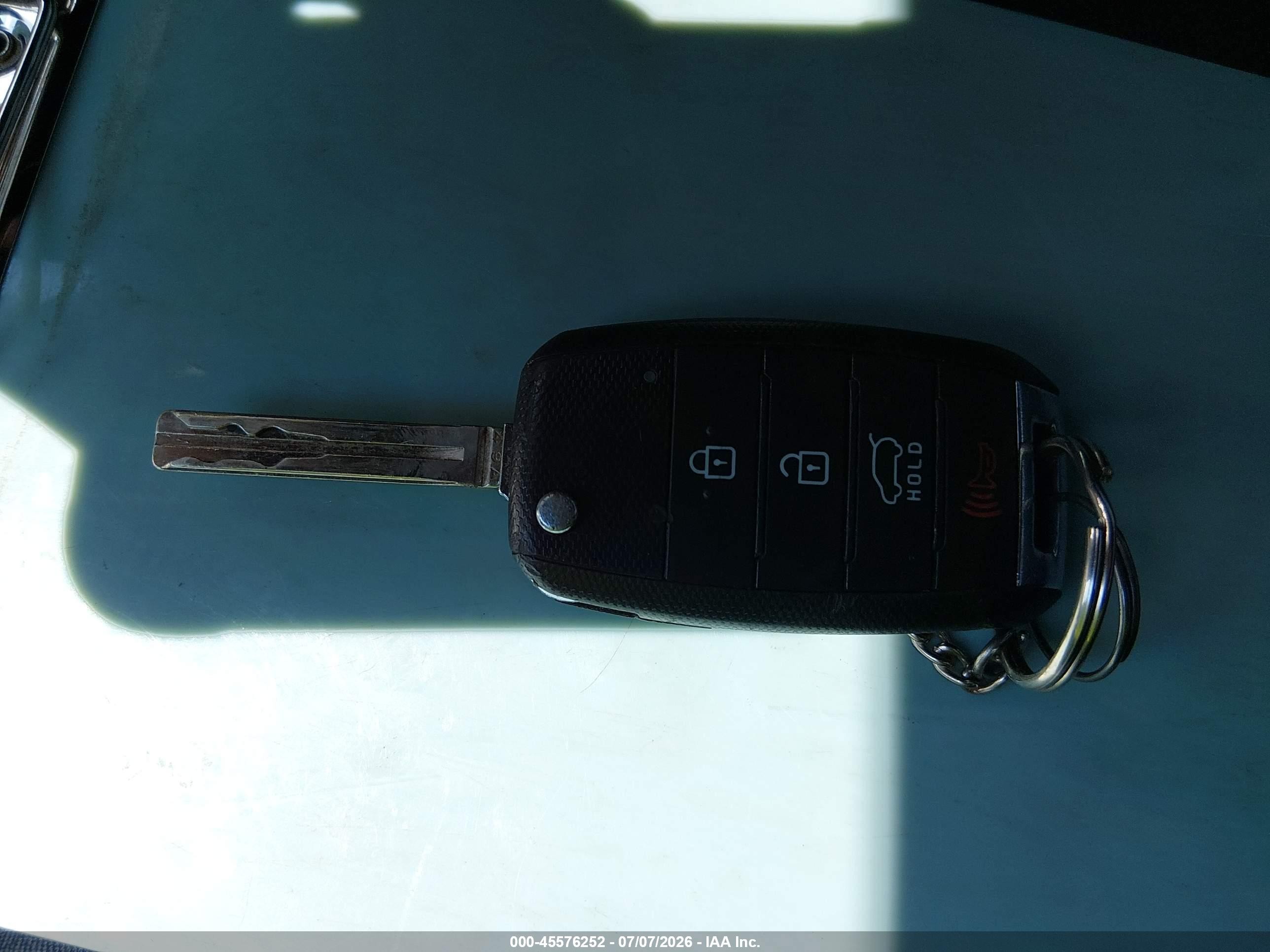 2015 Kia Soul   Gray vin: KNDJN2A21F7168036