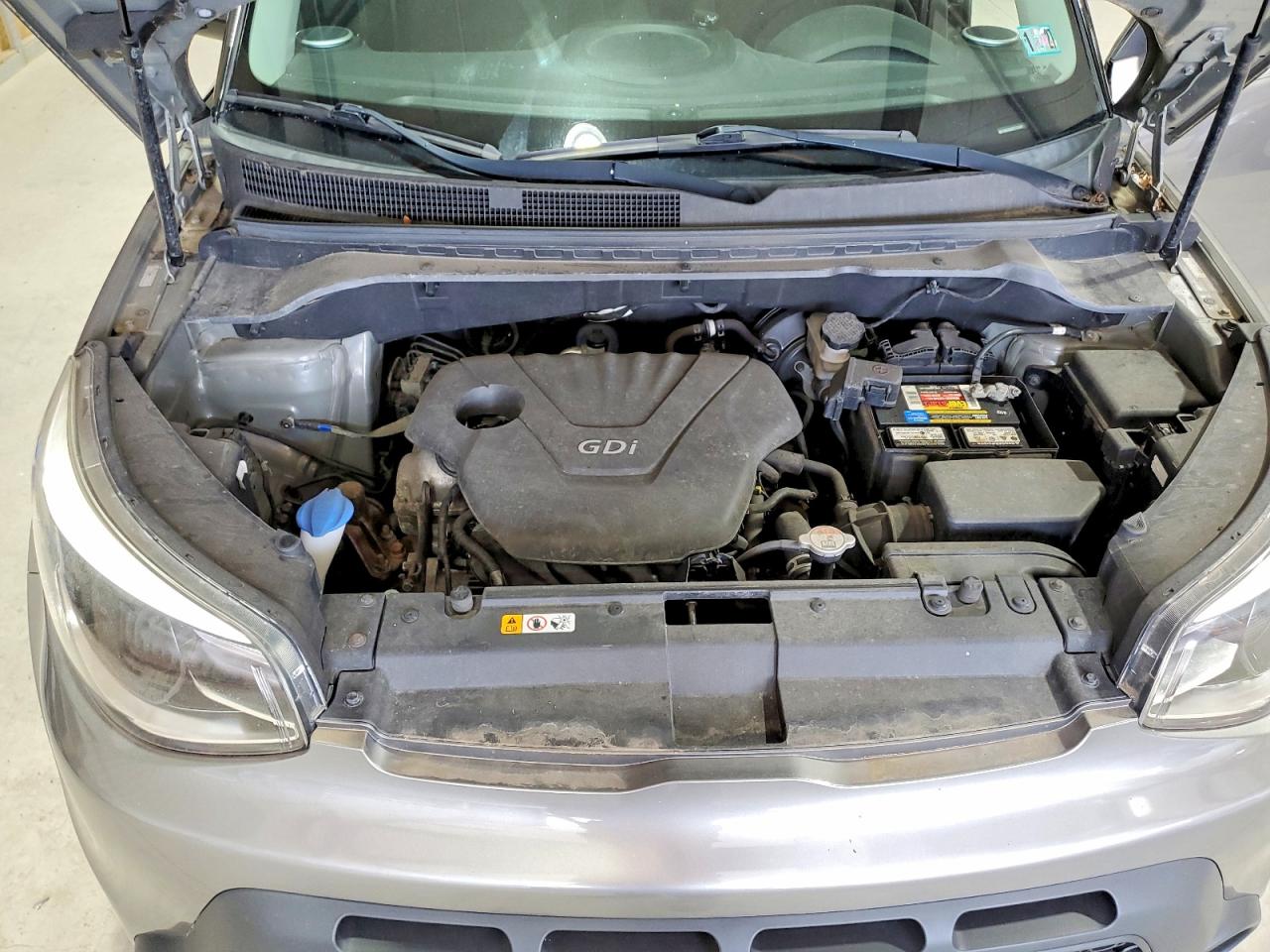 2015 Kia Soul Base Gray vin: KNDJN2A21F7221057
