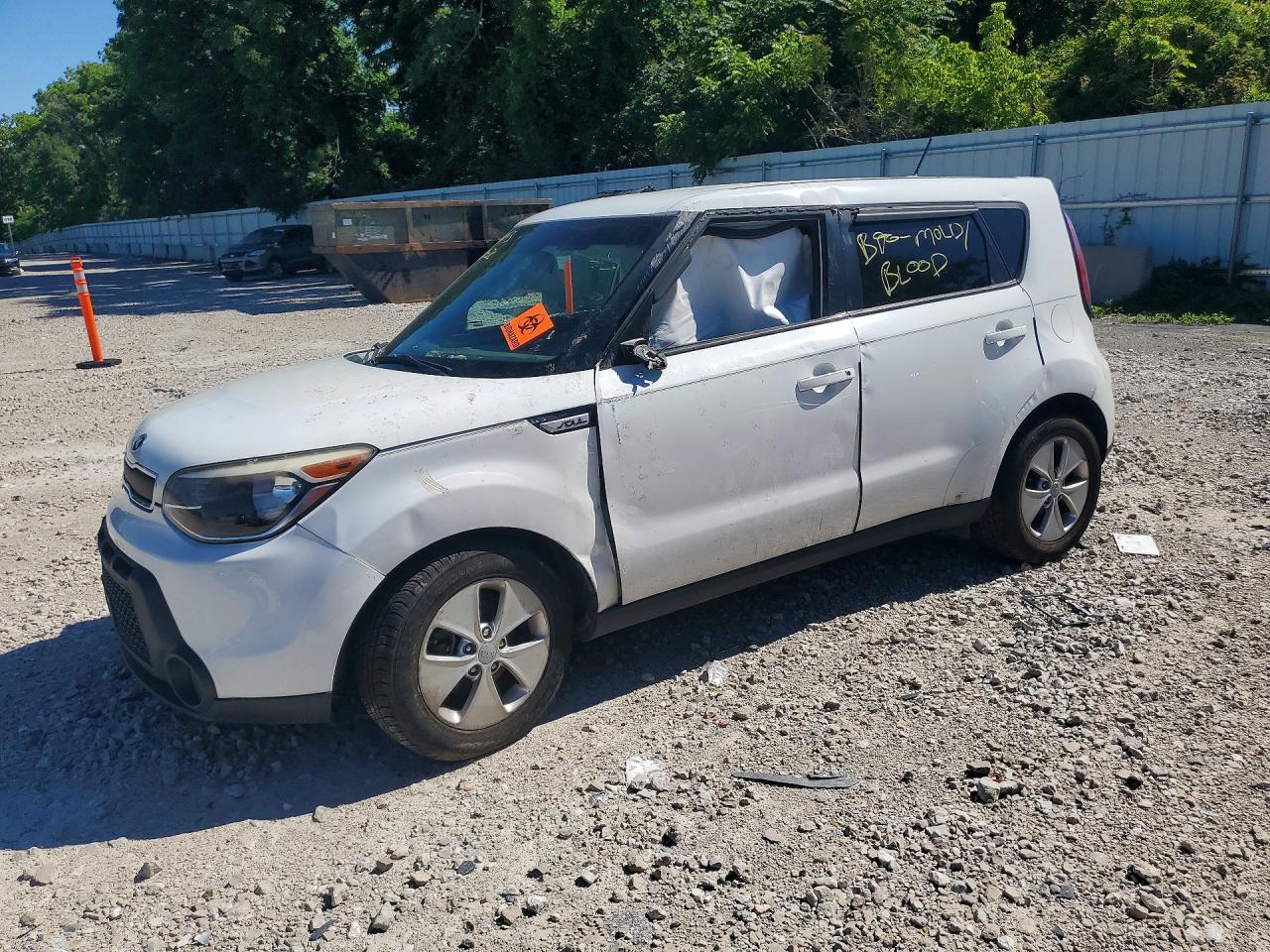 2015 Kia Soul Base White vin: KNDJN2A21F7233113