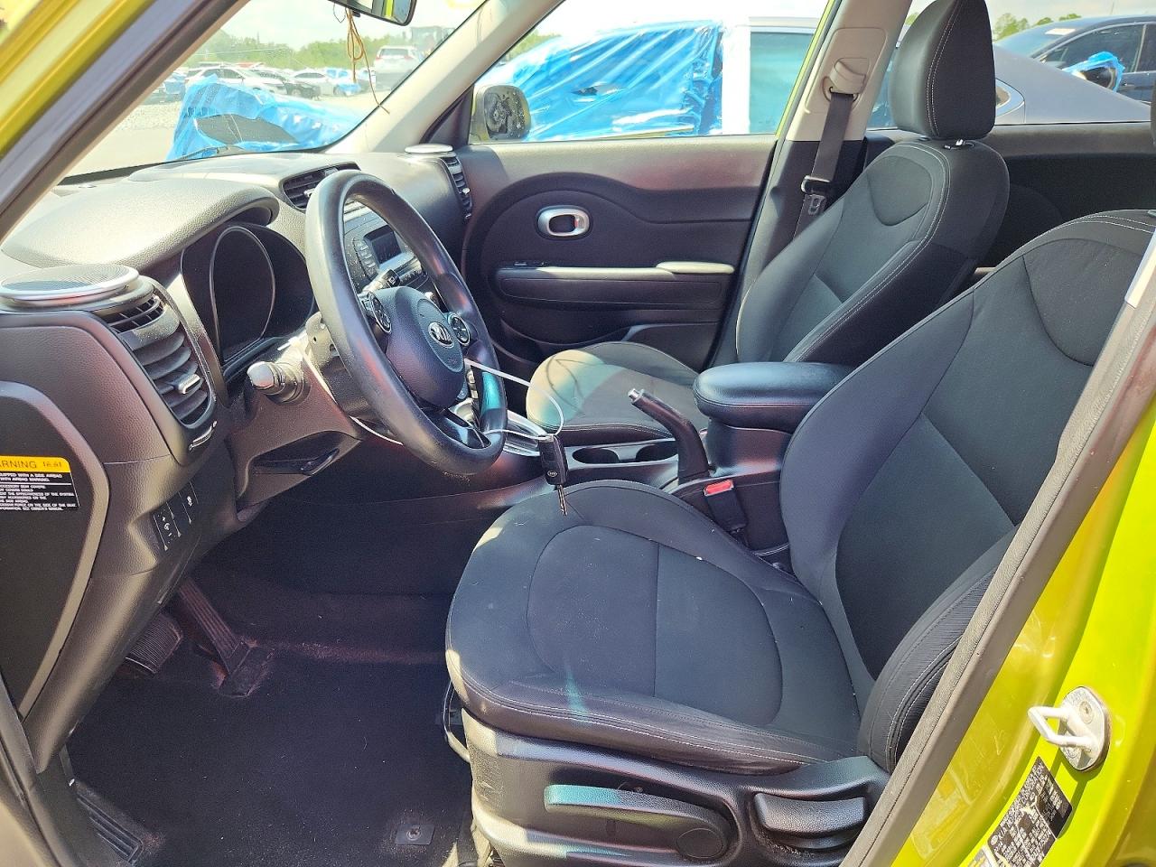 2015 Kia Soul Base Зеленый vin: KNDJN2A21F7752274