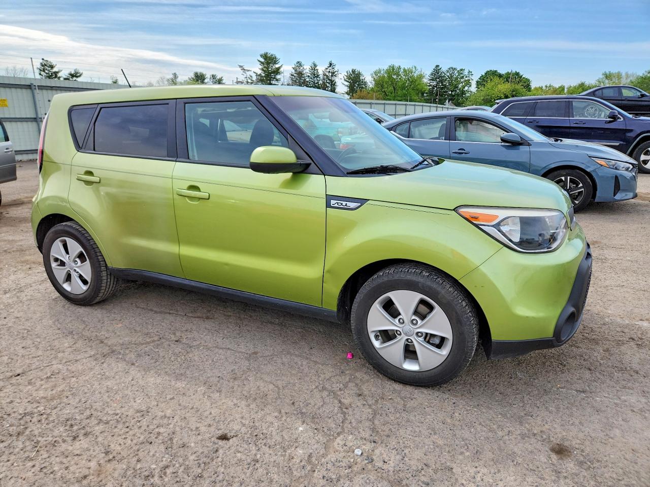 2015 Kia Soul Base Green vin: KNDJN2A21F7767549