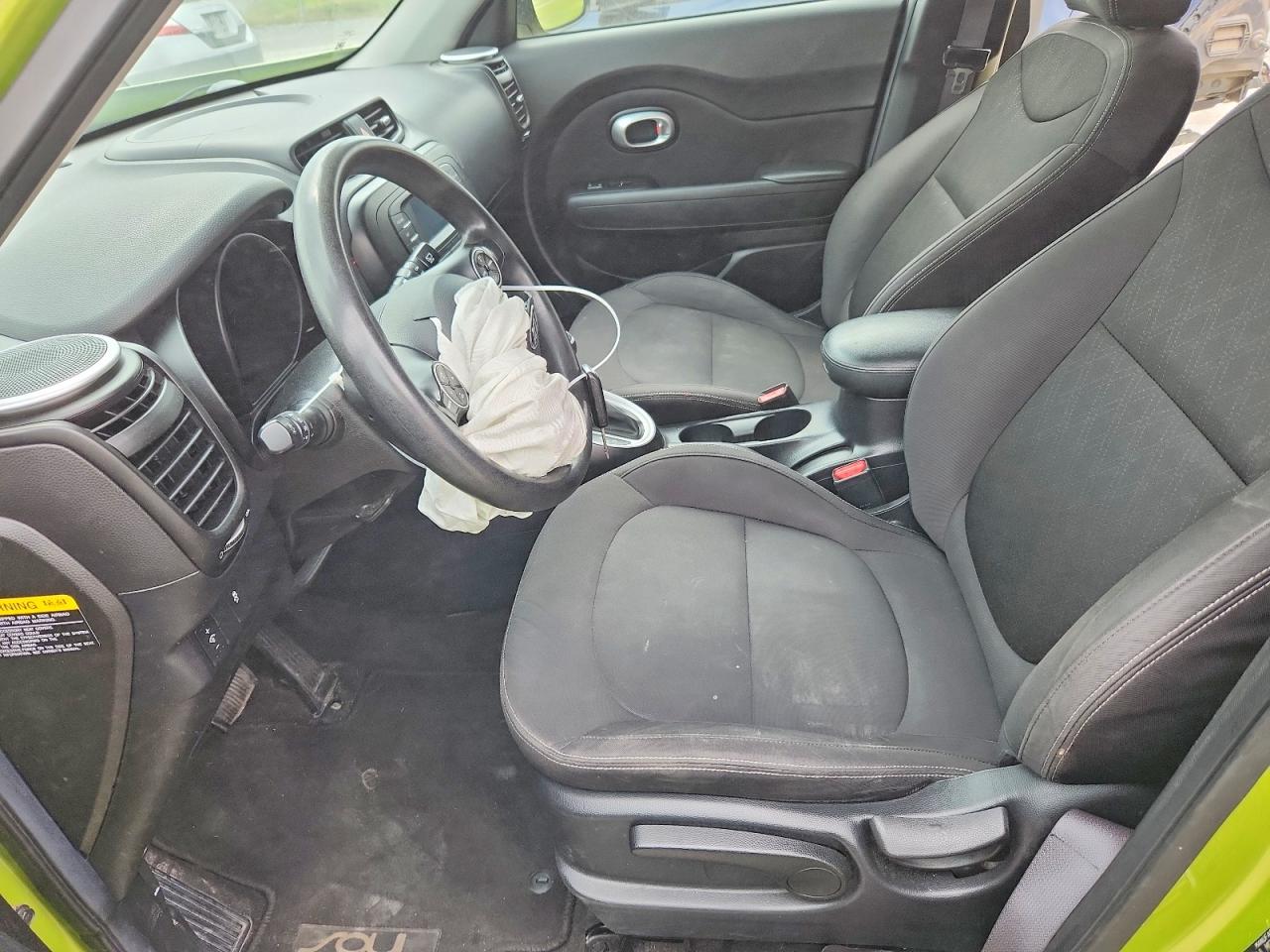 2015 Kia Soul Base Green vin: KNDJN2A21F7771505