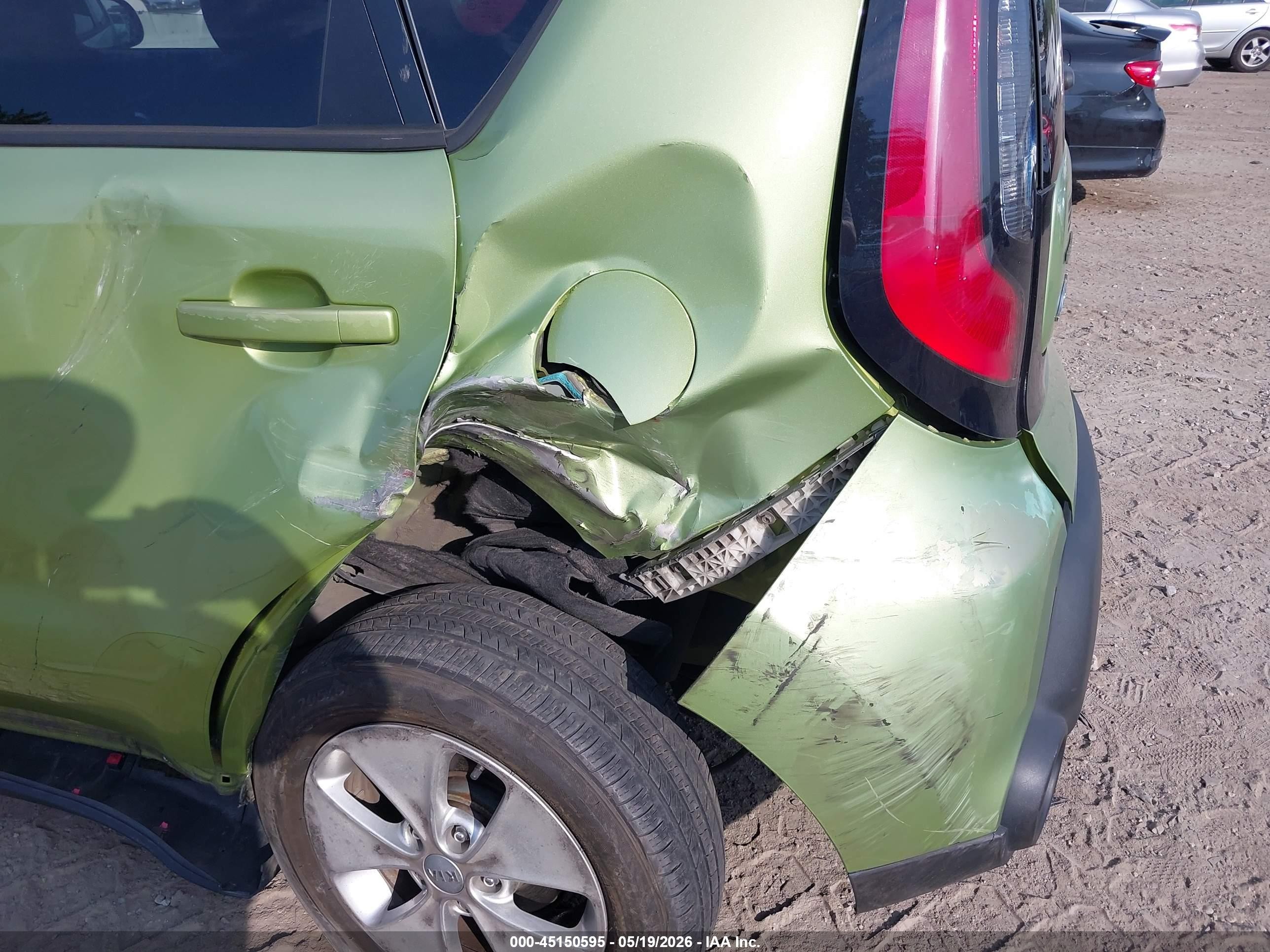 2015 Kia Soul   Green vin: KNDJN2A21F7799031