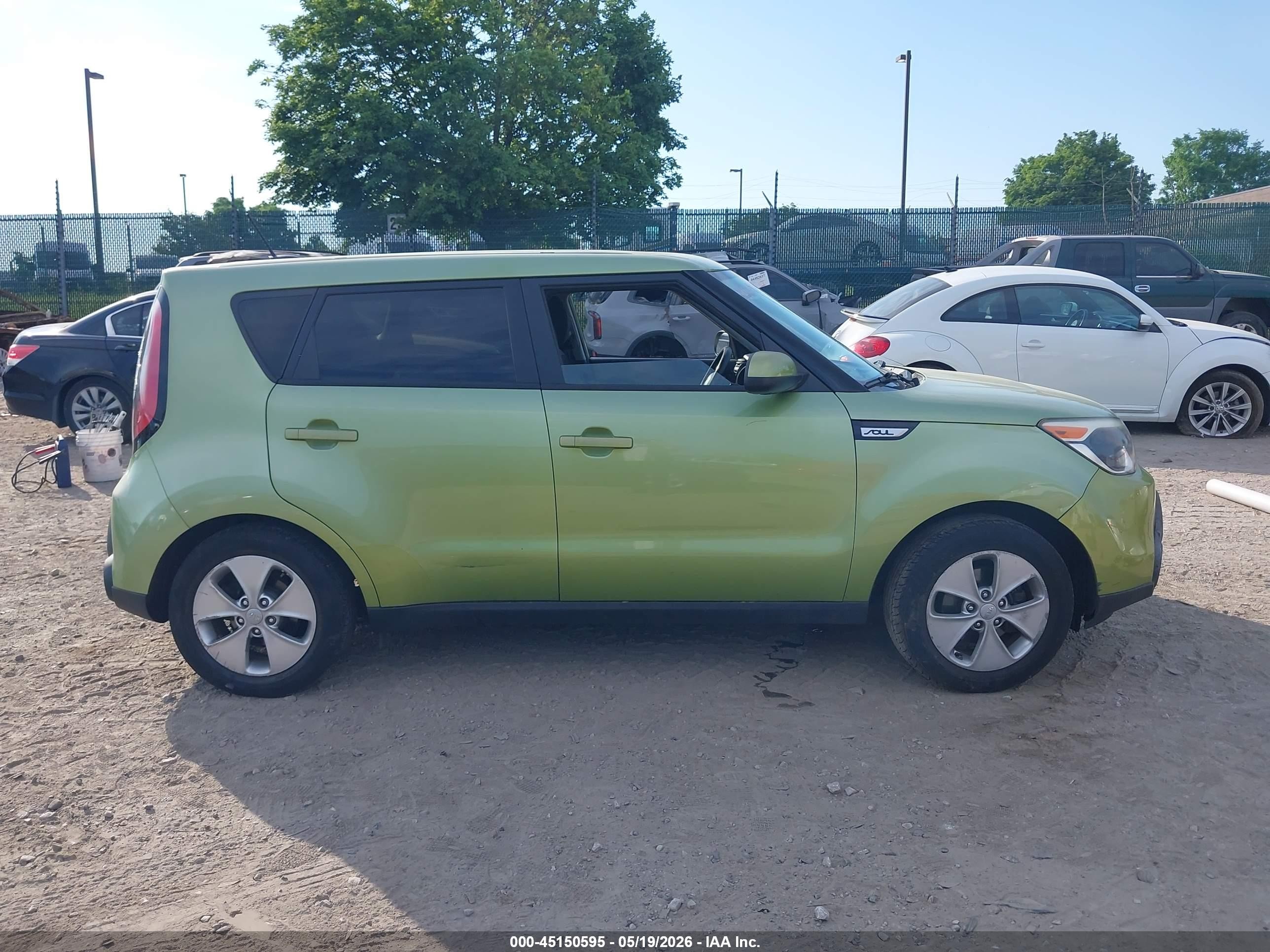 2015 Kia Soul   Green vin: KNDJN2A21F7799031