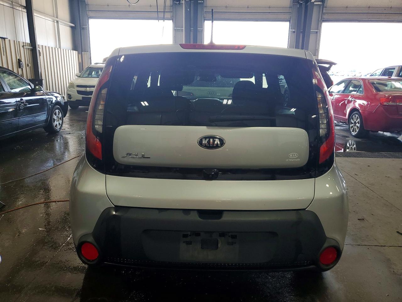 2015 Kia Soul Base Silver vin: KNDJN2A21F7807516