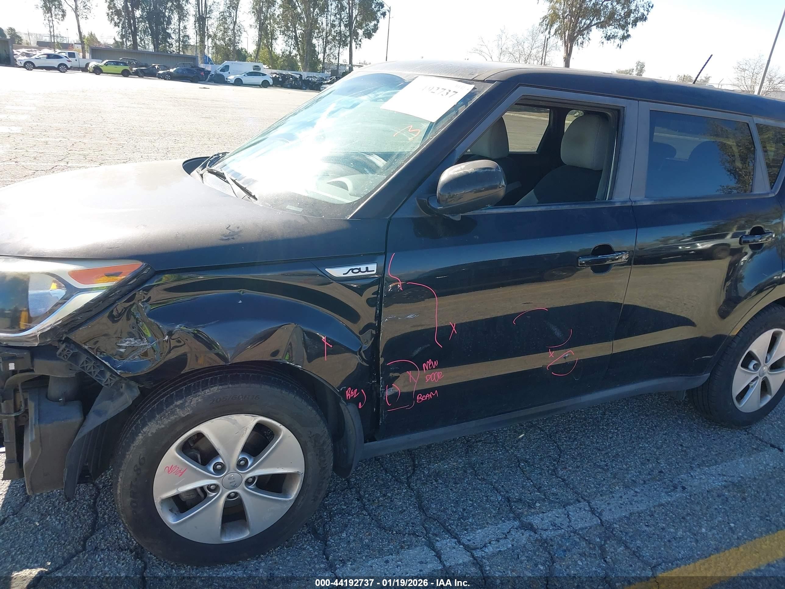 2016 Kia Soul   Черный vin: KNDJN2A21G7334198