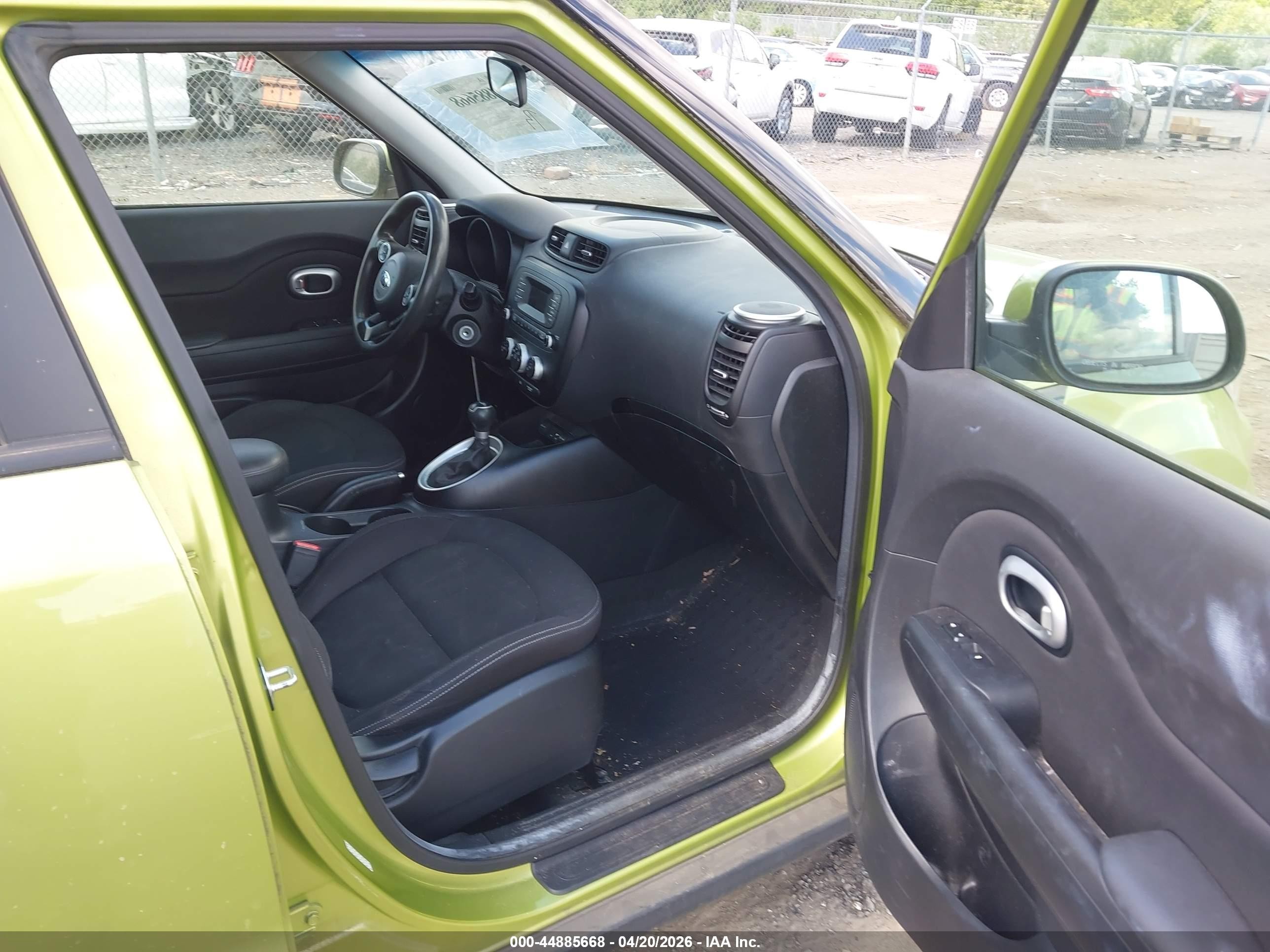 2016 Kia Soul Green vin: KNDJN2A21G7821675
