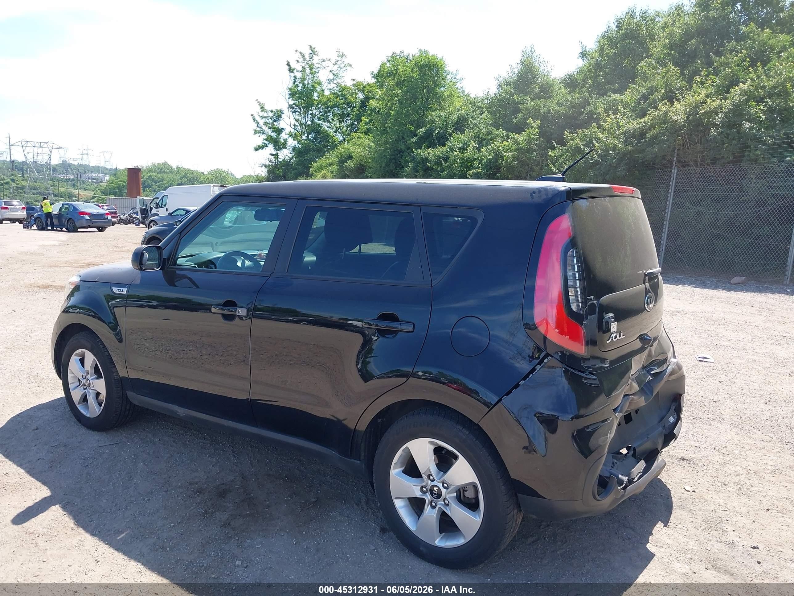 2017 Kia Soul   Black vin: KNDJN2A21H7460580